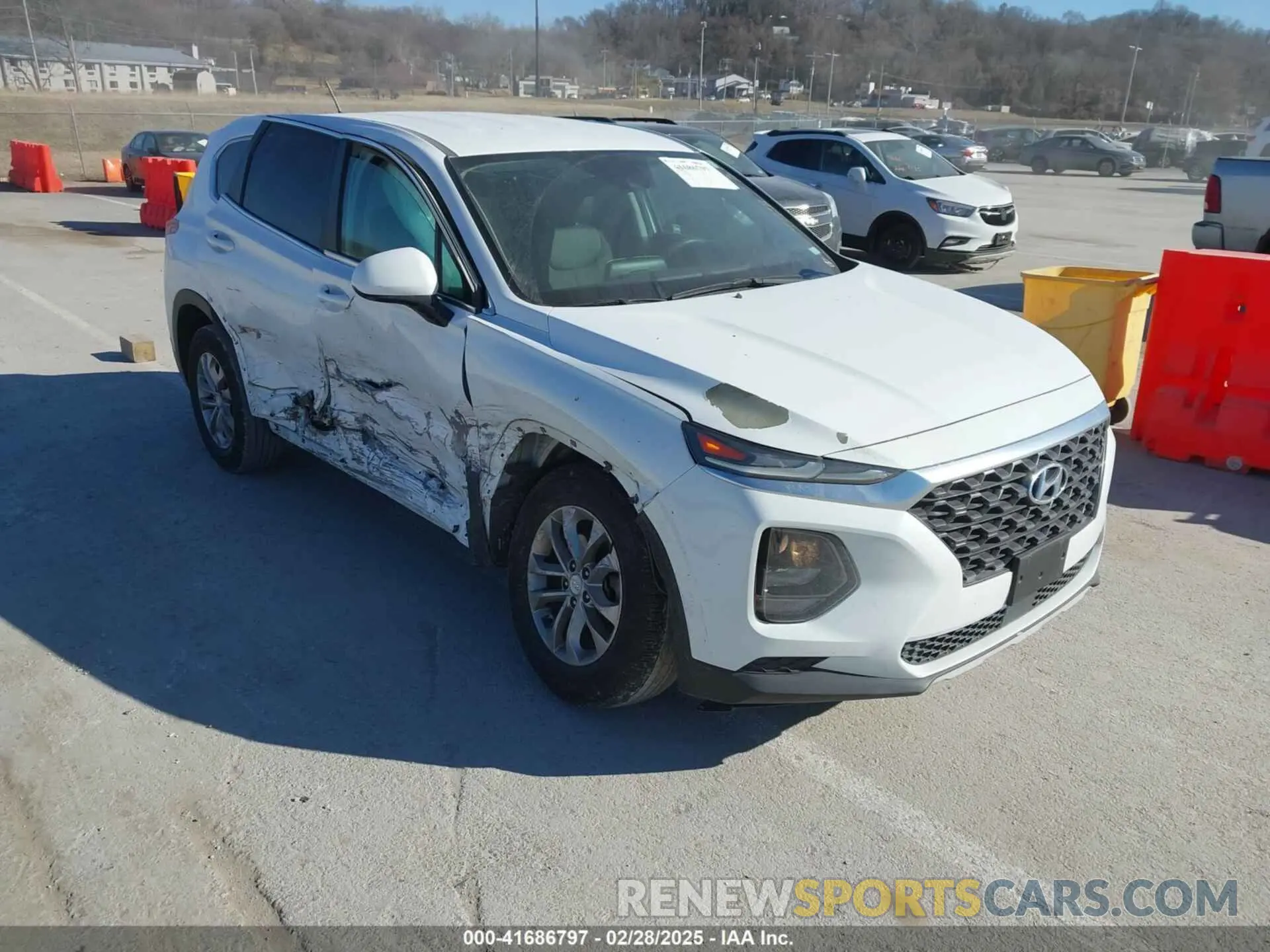 1 Photograph of a damaged car 5NMS2CAD4KH118545 HYUNDAI SANTA FE 2019
