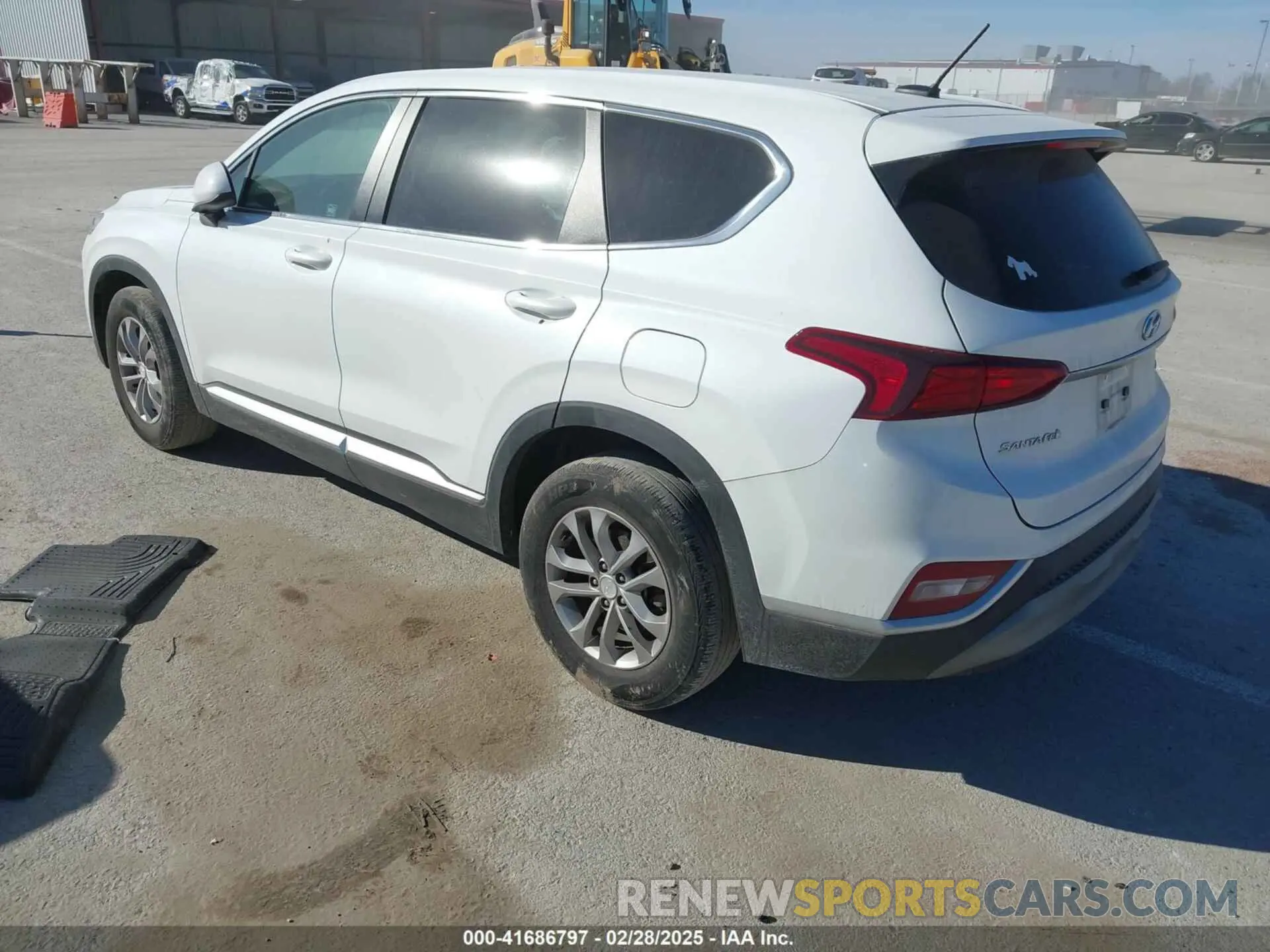 3 Photograph of a damaged car 5NMS2CAD4KH118545 HYUNDAI SANTA FE 2019