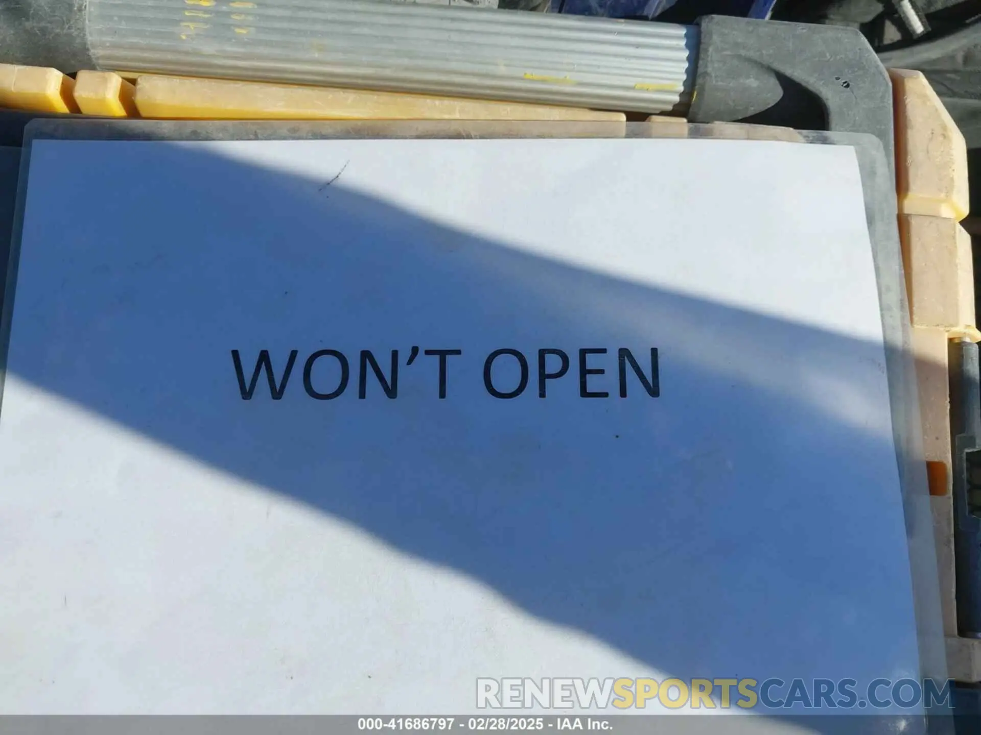 5 Photograph of a damaged car 5NMS2CAD4KH118545 HYUNDAI SANTA FE 2019