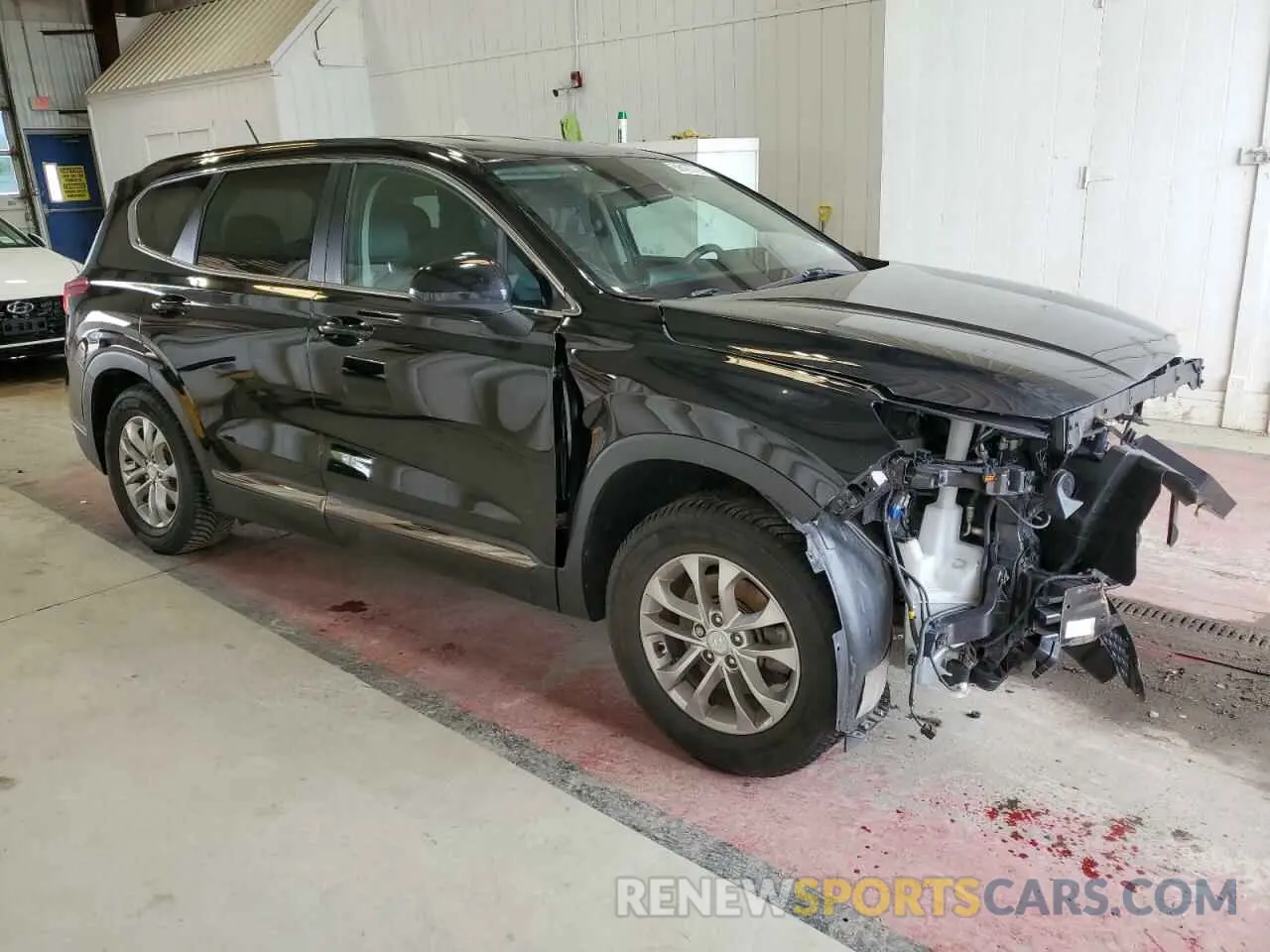 4 Photograph of a damaged car 5NMS2CAD5KH008166 HYUNDAI SANTA FE 2019