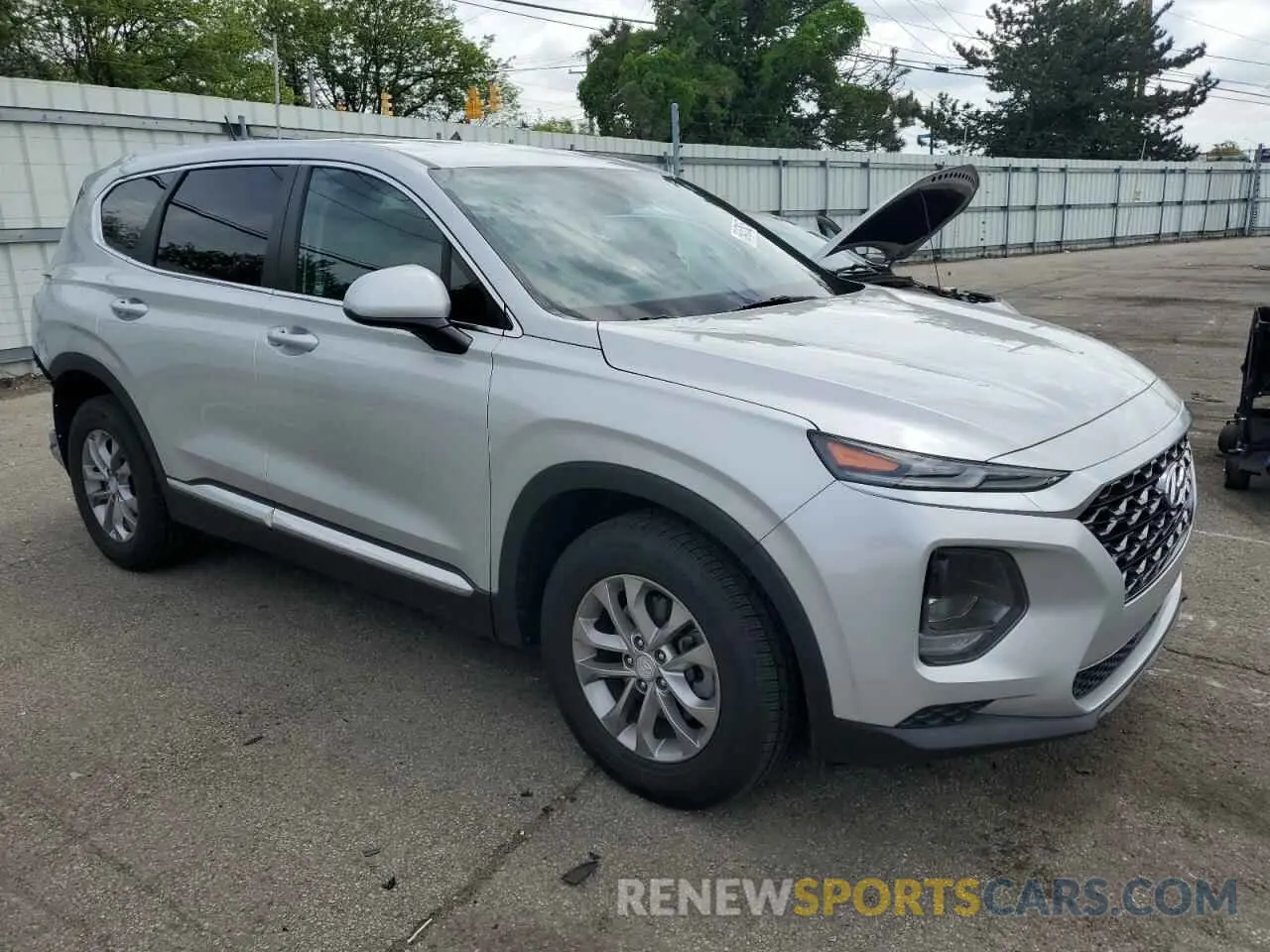 4 Photograph of a damaged car 5NMS2CAD5KH125357 HYUNDAI SANTA FE 2019
