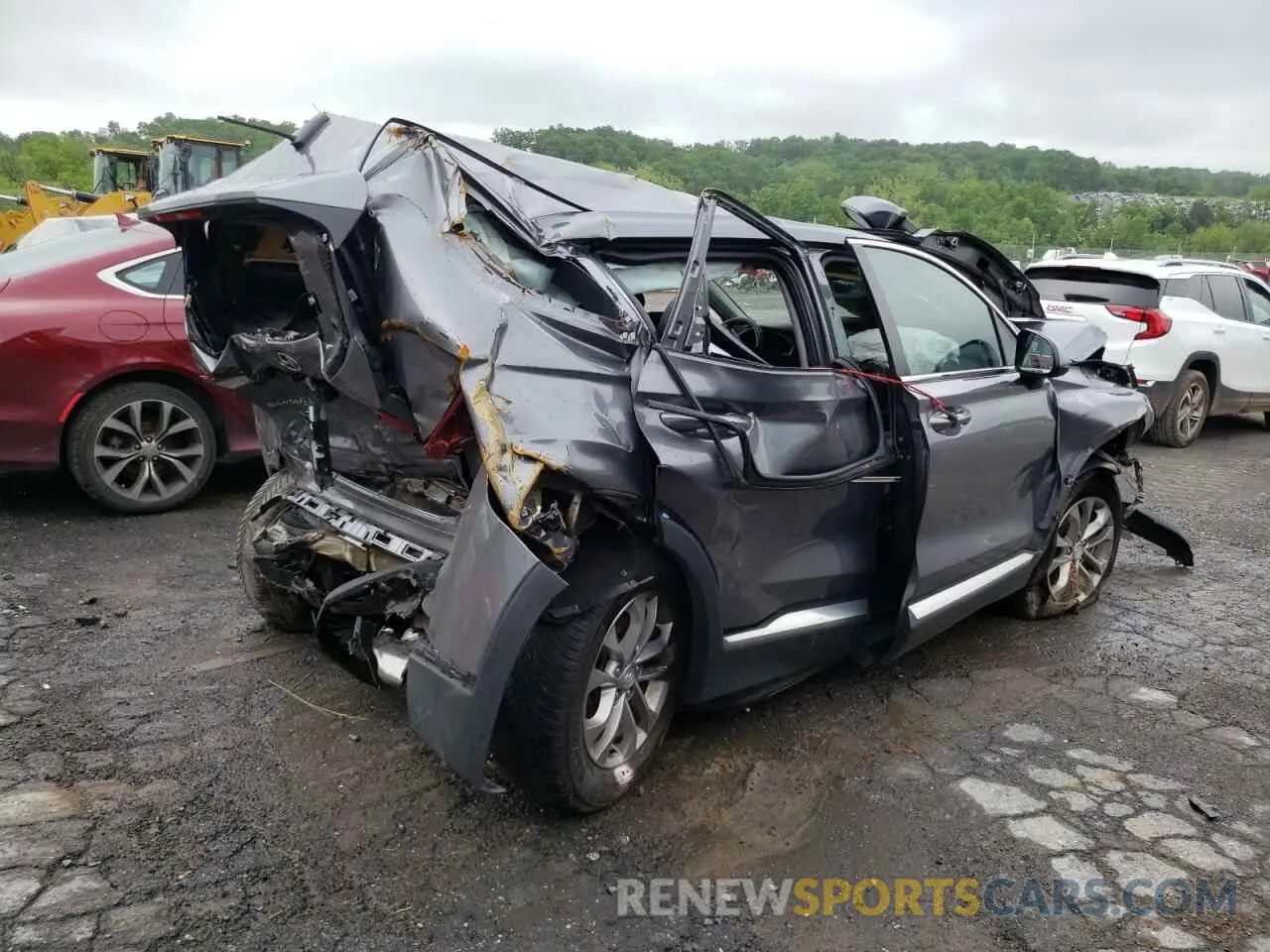 3 Photograph of a damaged car 5NMS2CAD6KH011433 HYUNDAI SANTA FE 2019