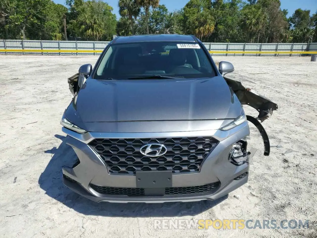 5 Photograph of a damaged car 5NMS2CAD7KH098372 HYUNDAI SANTA FE 2019