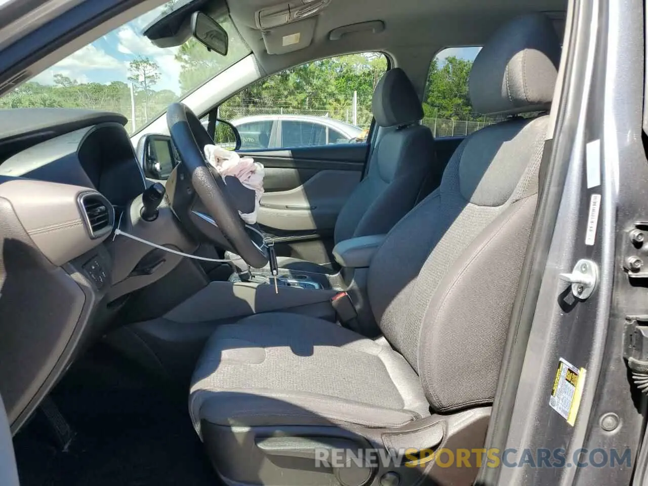 7 Photograph of a damaged car 5NMS2CAD7KH098372 HYUNDAI SANTA FE 2019