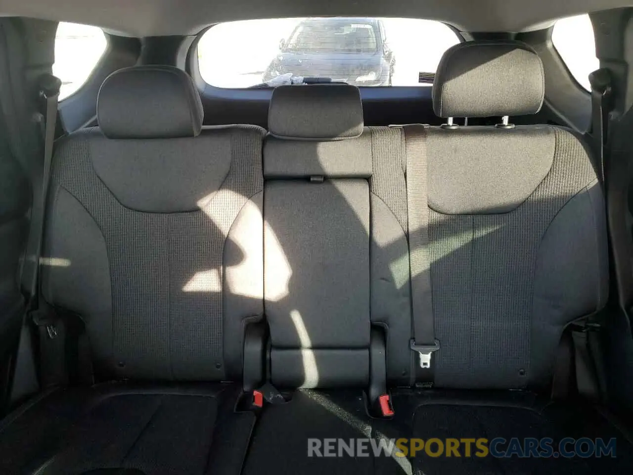 10 Фотография поврежденного автомобиля 5NMS2CAD8KH083878 HYUNDAI SANTA FE 2019