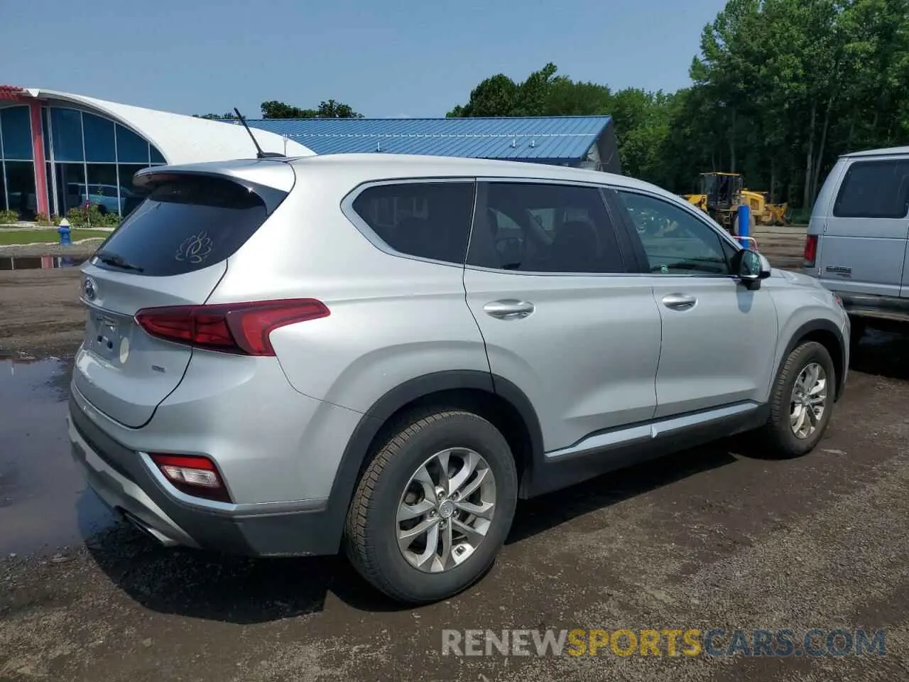 3 Photograph of a damaged car 5NMS2CAD8KH116779 HYUNDAI SANTA FE 2019