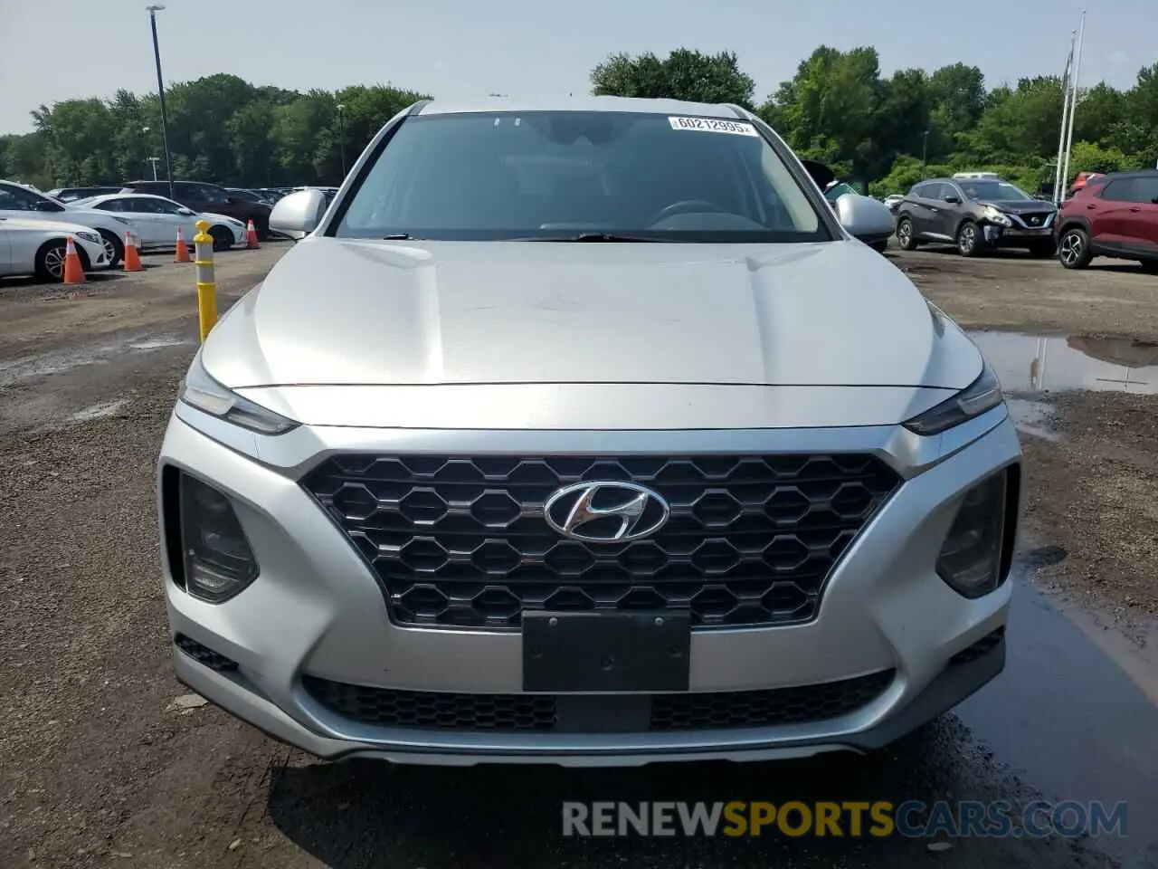 5 Photograph of a damaged car 5NMS2CAD8KH116779 HYUNDAI SANTA FE 2019