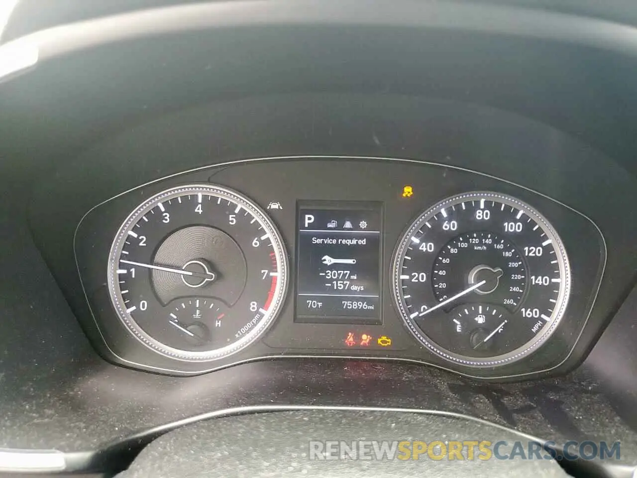 9 Photograph of a damaged car 5NMS2CAD9KH012754 HYUNDAI SANTA FE 2019