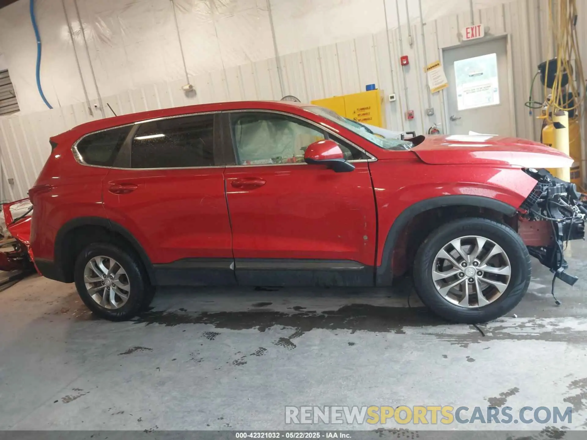 12 Photograph of a damaged car 5NMS2CAD9KH032647 HYUNDAI SANTA FE 2019