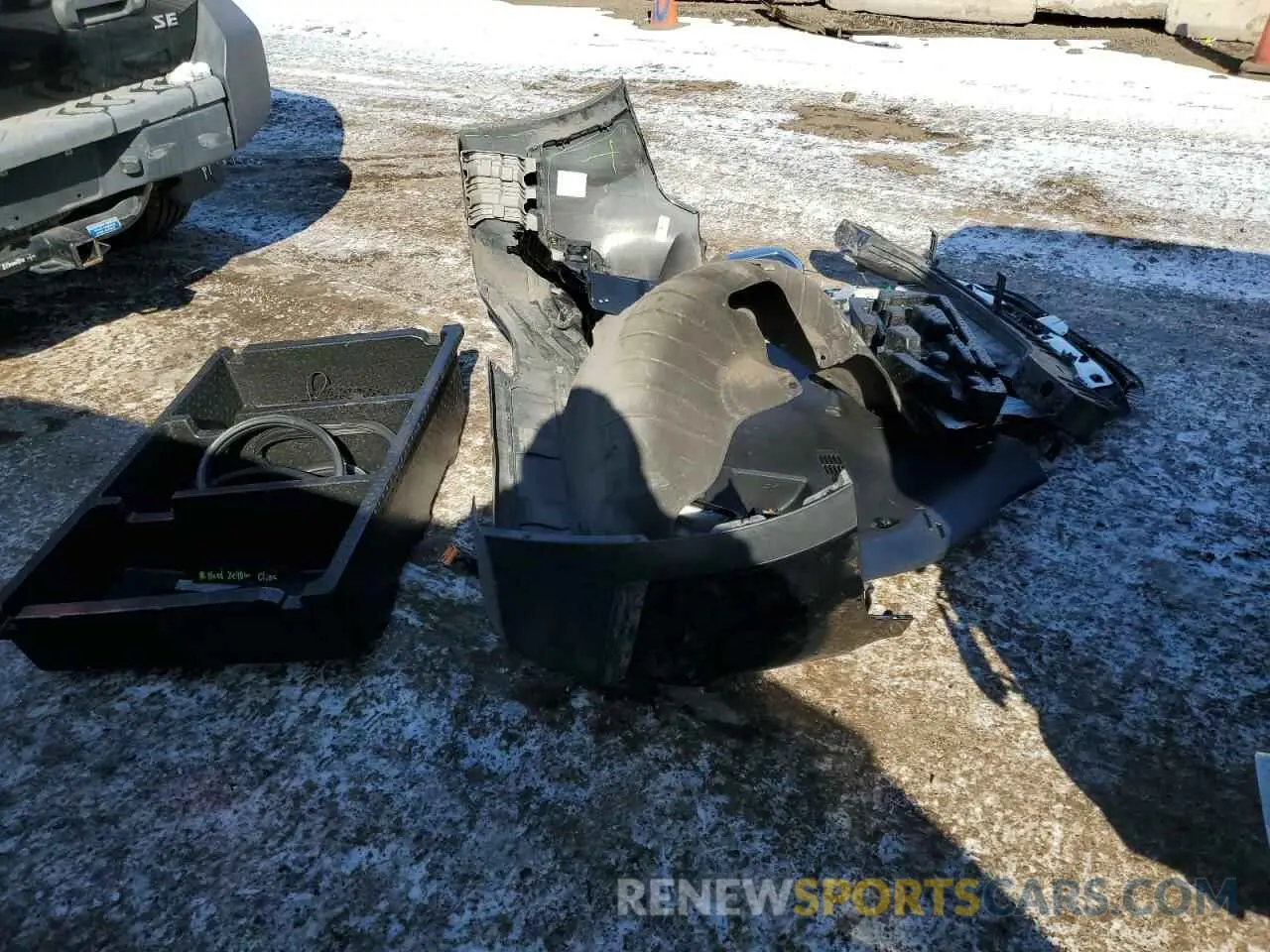 13 Photograph of a damaged car 5NMS2CAD9KH049870 HYUNDAI SANTA FE 2019