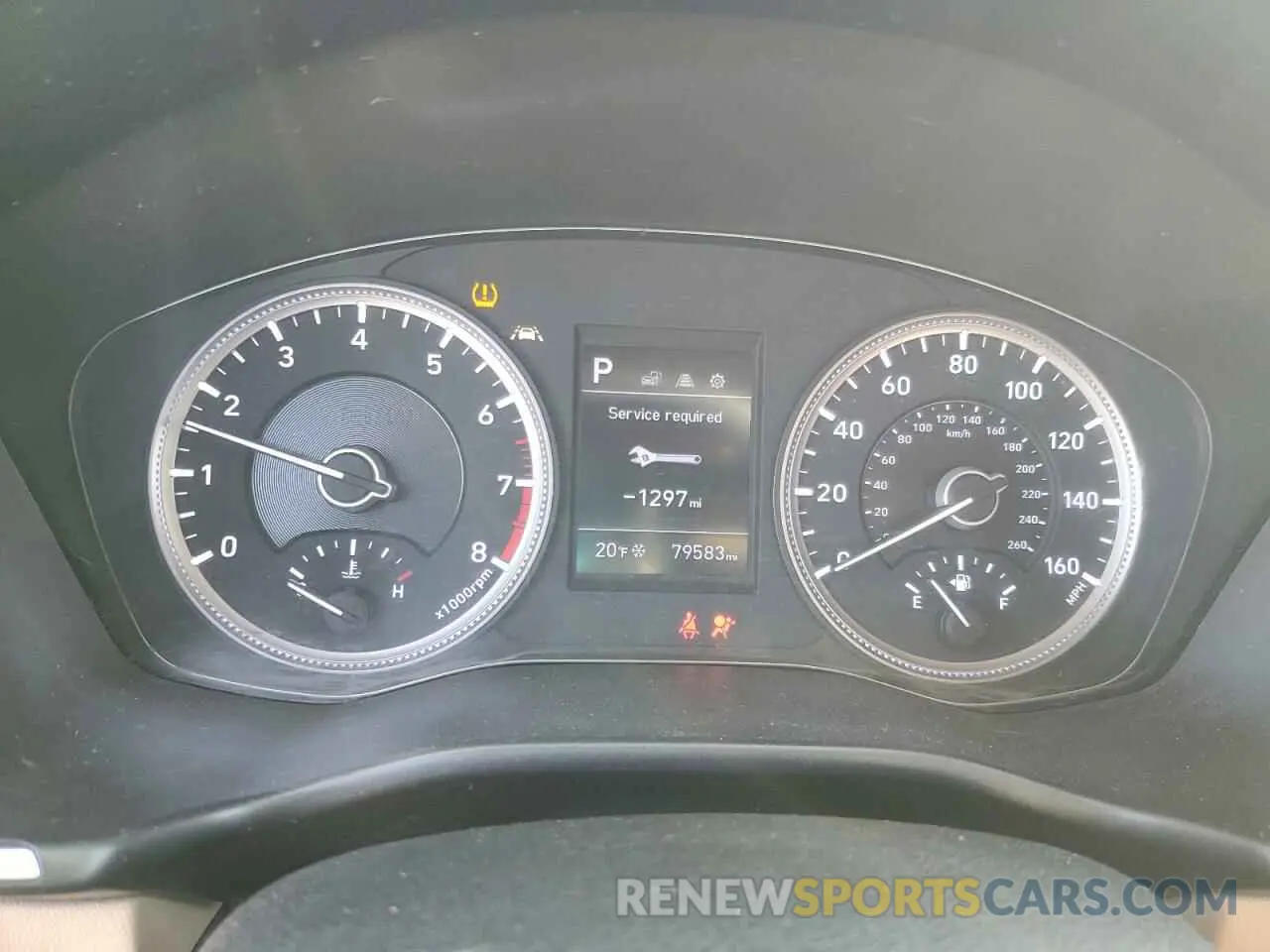 9 Photograph of a damaged car 5NMS2CAD9KH049870 HYUNDAI SANTA FE 2019