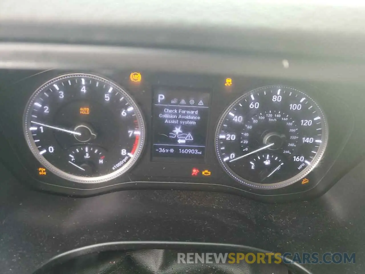 9 Photograph of a damaged car 5NMS2CAD9KH102793 HYUNDAI SANTA FE 2019