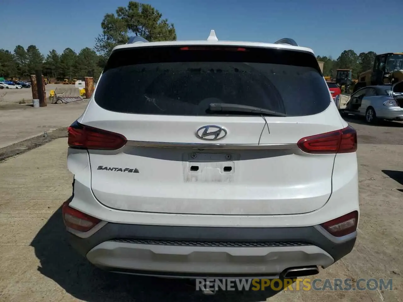 6 Photograph of a damaged car 5NMS33AD0KH033005 HYUNDAI SANTA FE 2019
