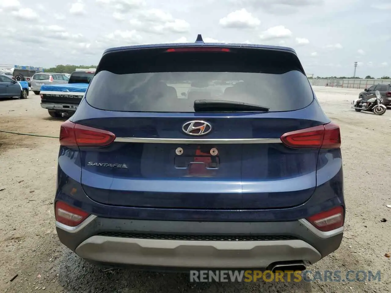 6 Photograph of a damaged car 5NMS33AD0KH043131 HYUNDAI SANTA FE 2019