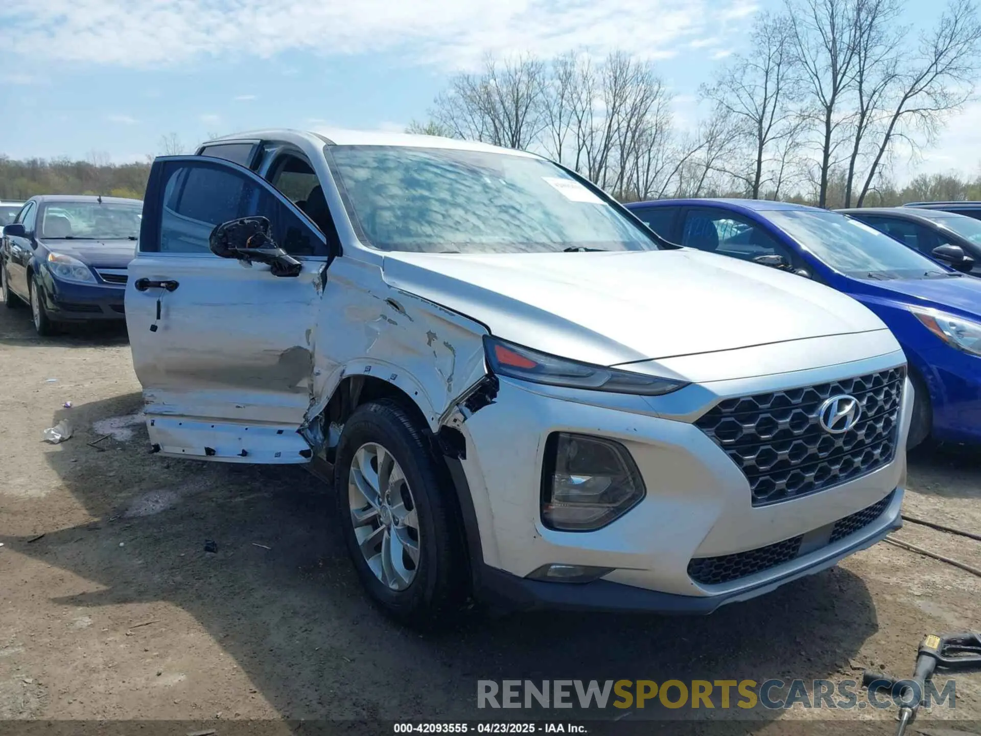 1 Фотография поврежденного автомобиля 5NMS33AD1KH101182 HYUNDAI SANTA FE 2019