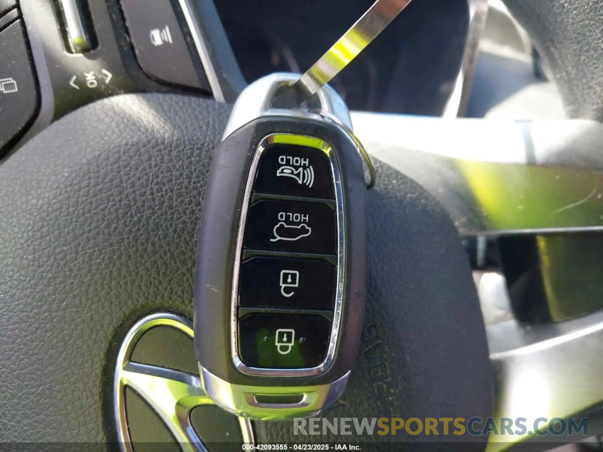 11 Фотография поврежденного автомобиля 5NMS33AD1KH101182 HYUNDAI SANTA FE 2019