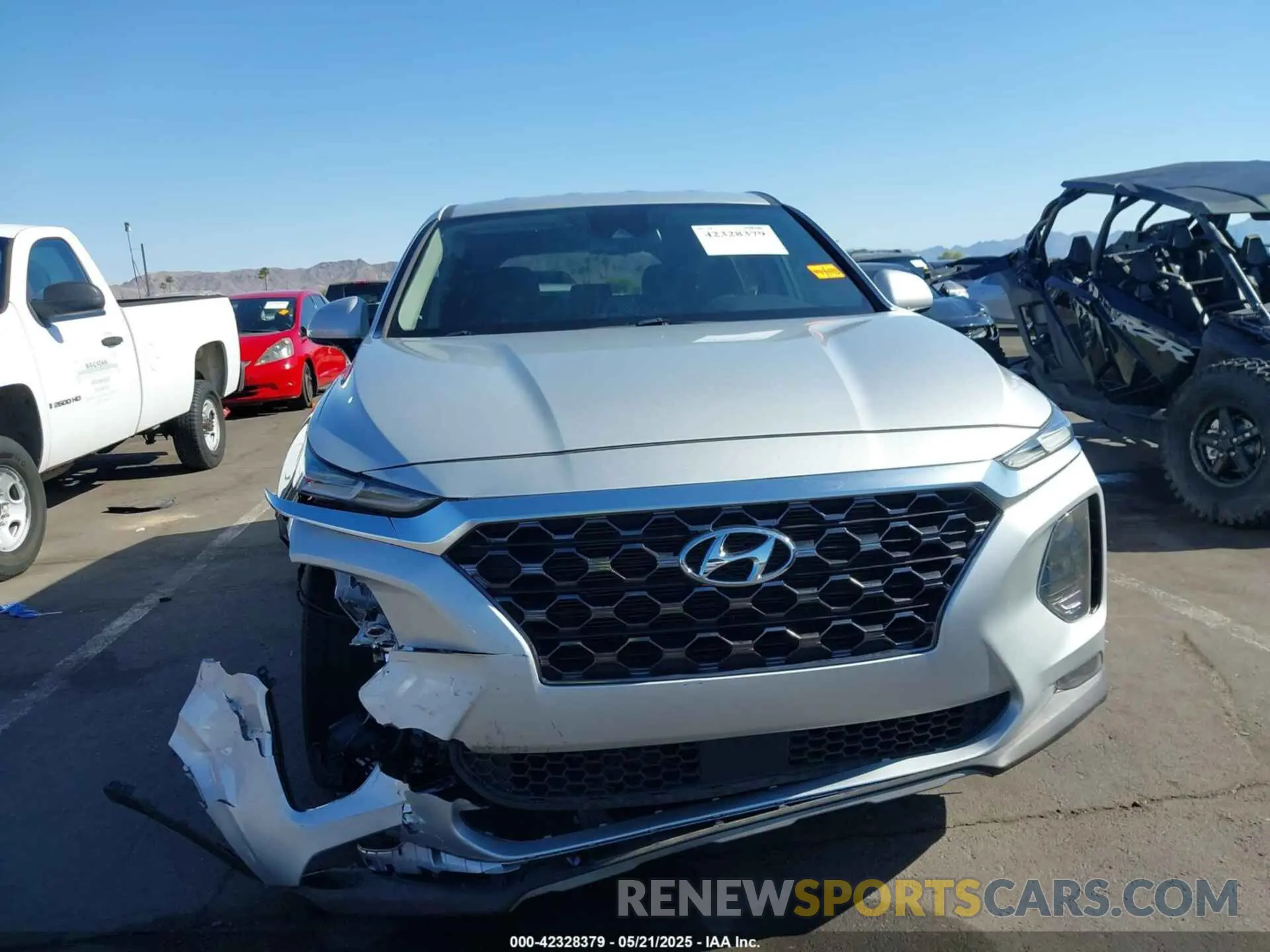 12 Photograph of a damaged car 5NMS33AD2KH130111 HYUNDAI SANTA FE 2019