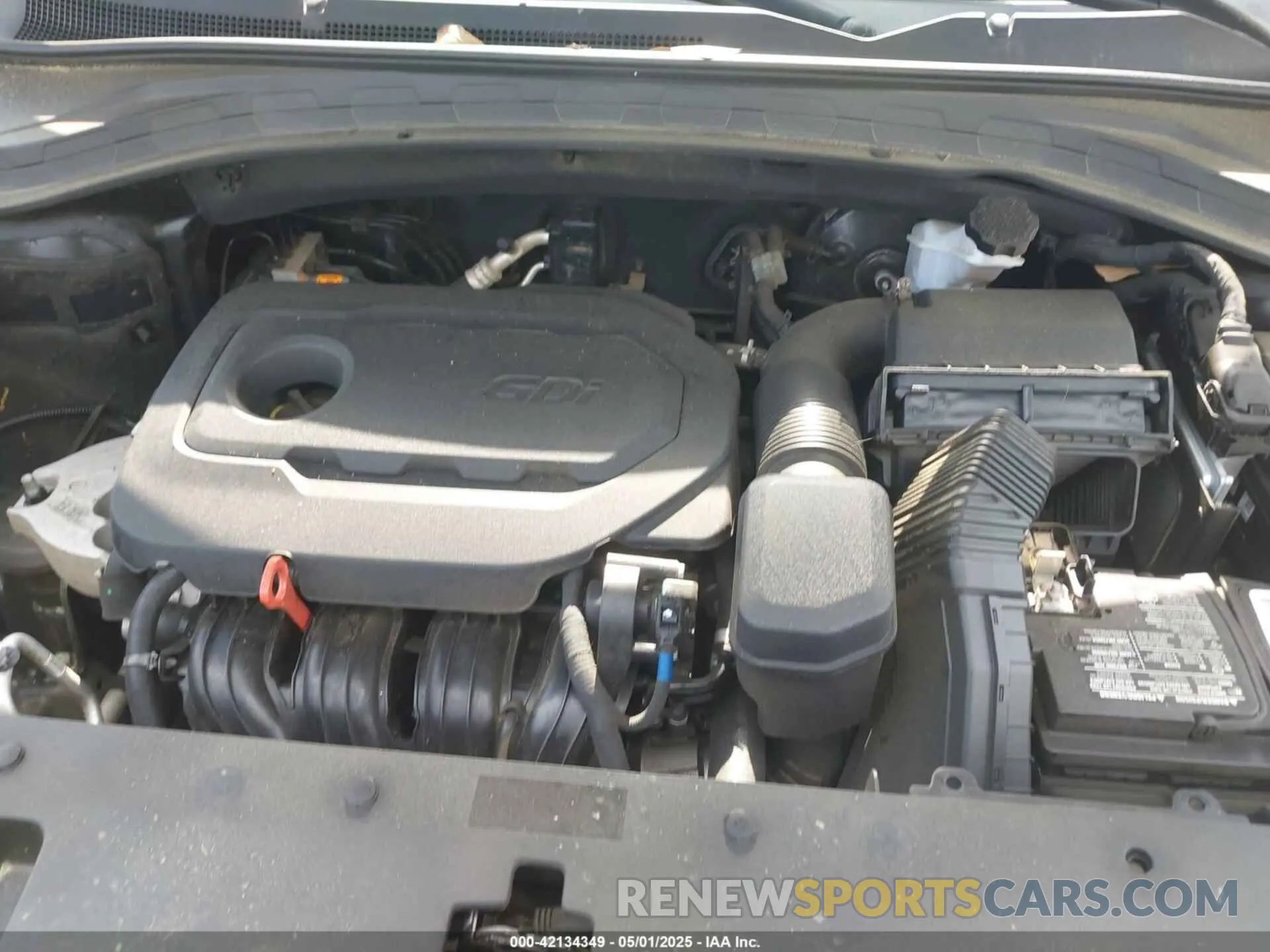 10 Photograph of a damaged car 5NMS33AD8KH006327 HYUNDAI SANTA FE 2019