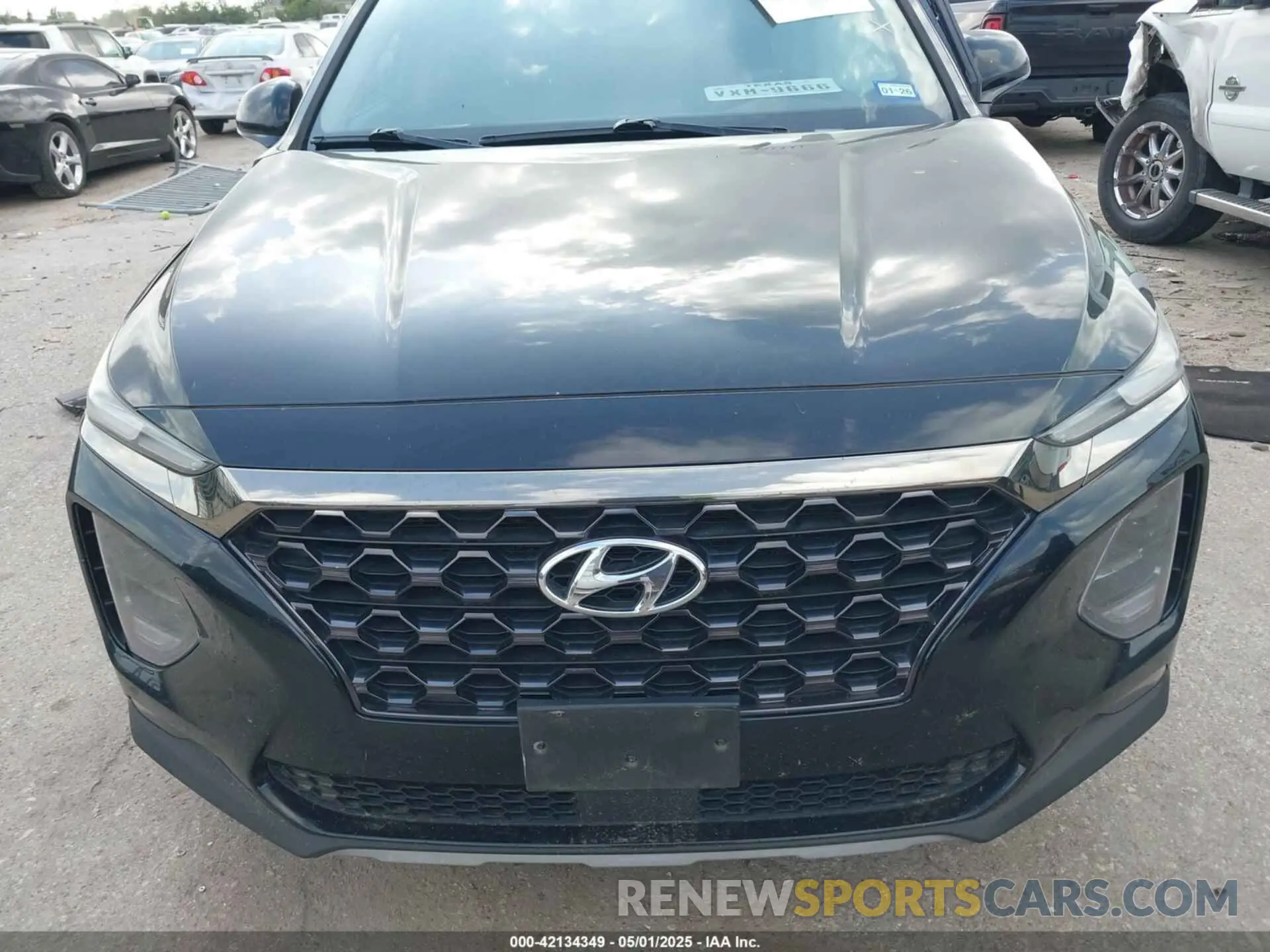 12 Photograph of a damaged car 5NMS33AD8KH006327 HYUNDAI SANTA FE 2019