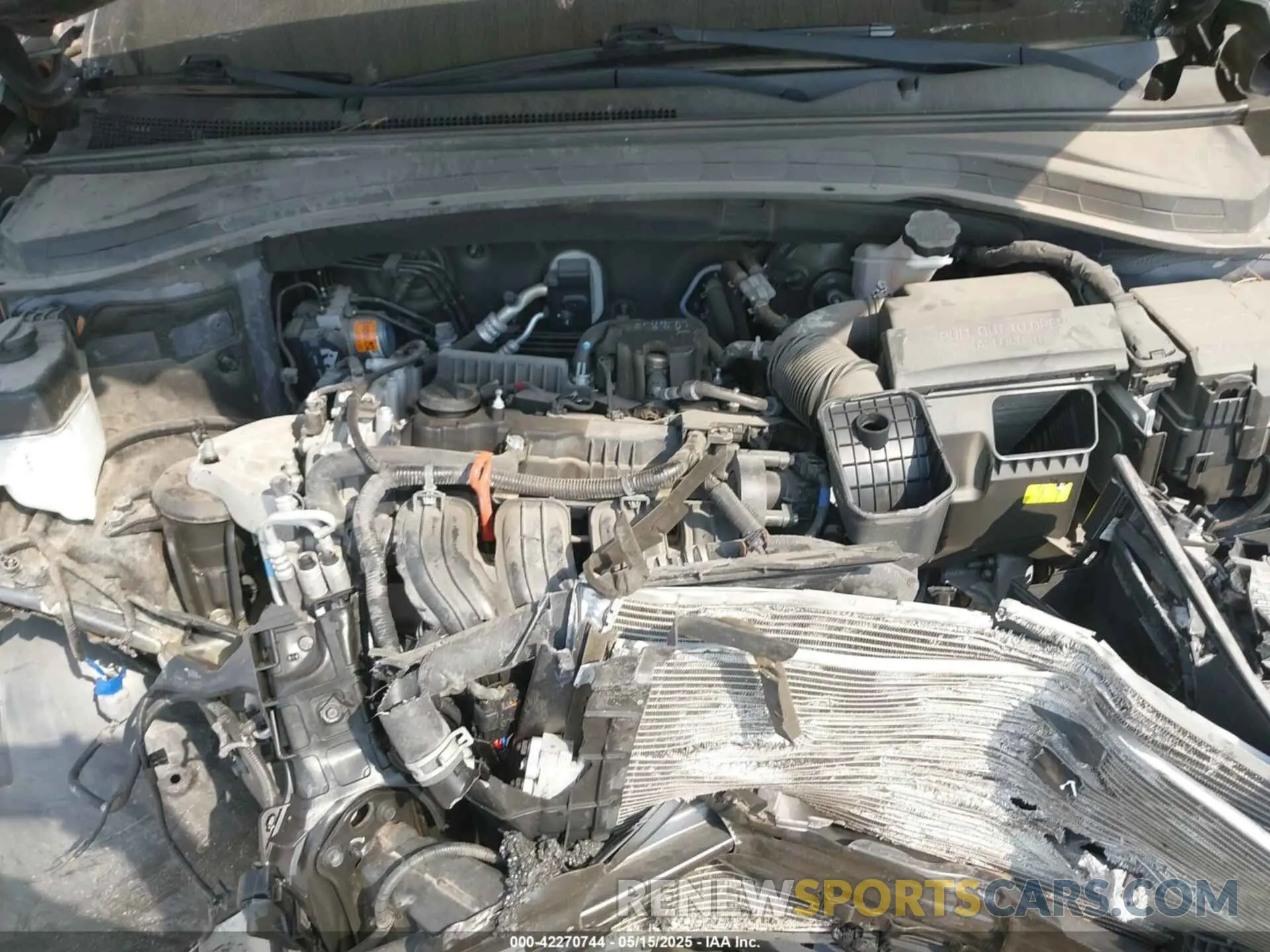 10 Photograph of a damaged car 5NMS33AD8KH006697 HYUNDAI SANTA FE 2019