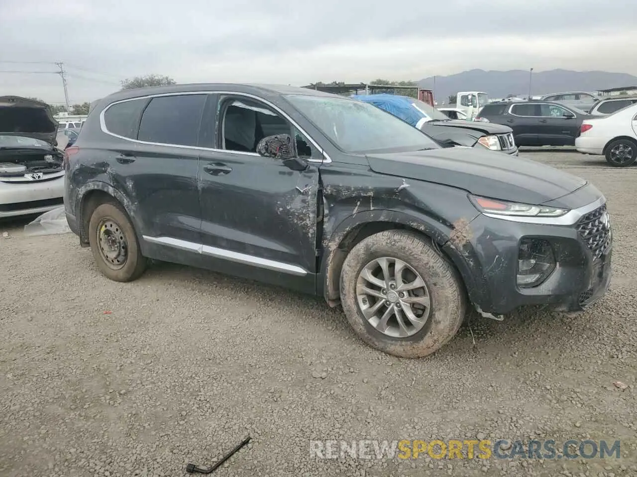 4 Photograph of a damaged car 5NMS33AD9KH130820 HYUNDAI SANTA FE 2019