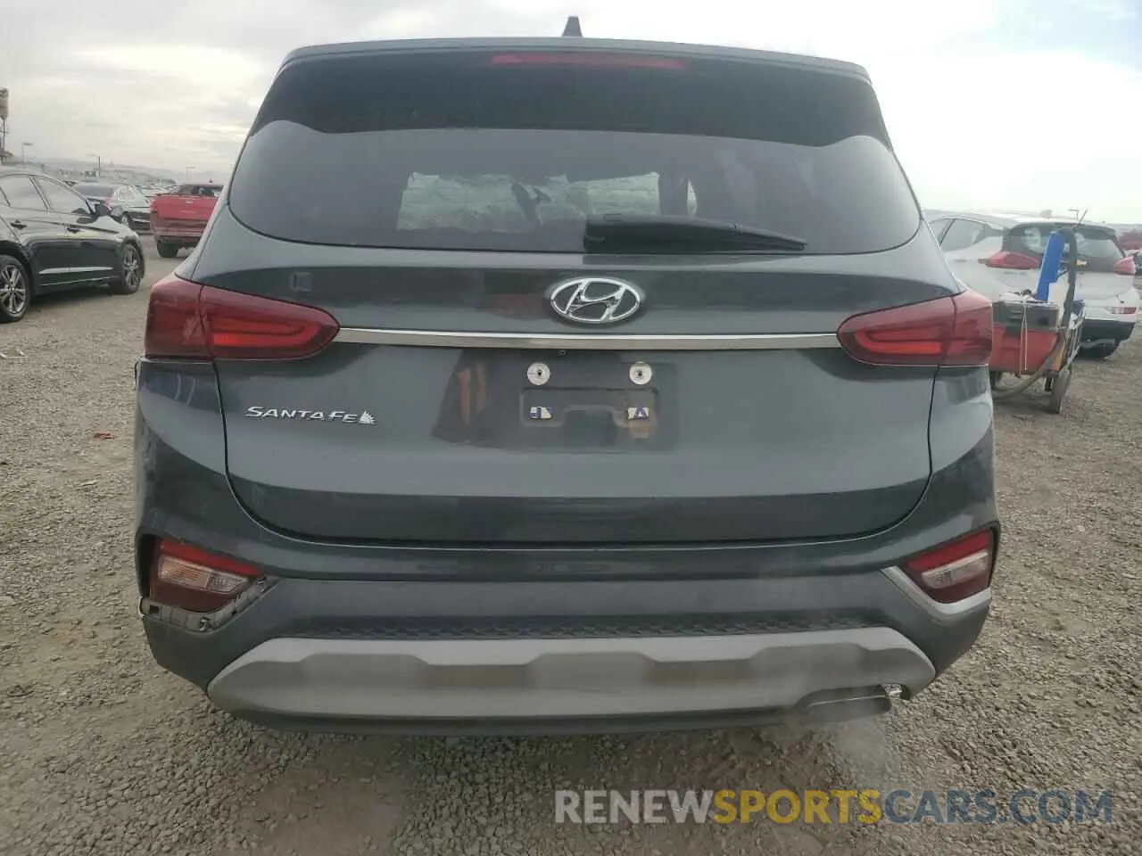6 Photograph of a damaged car 5NMS33AD9KH130820 HYUNDAI SANTA FE 2019