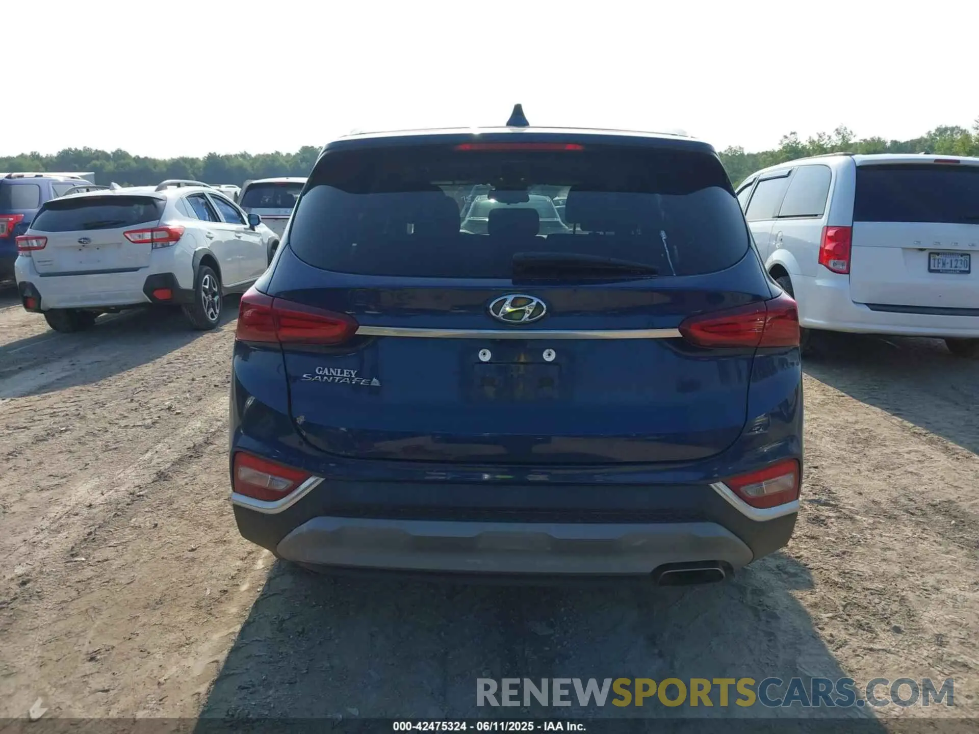 16 Photograph of a damaged car 5NMS33ADXKH031567 HYUNDAI SANTA FE 2019