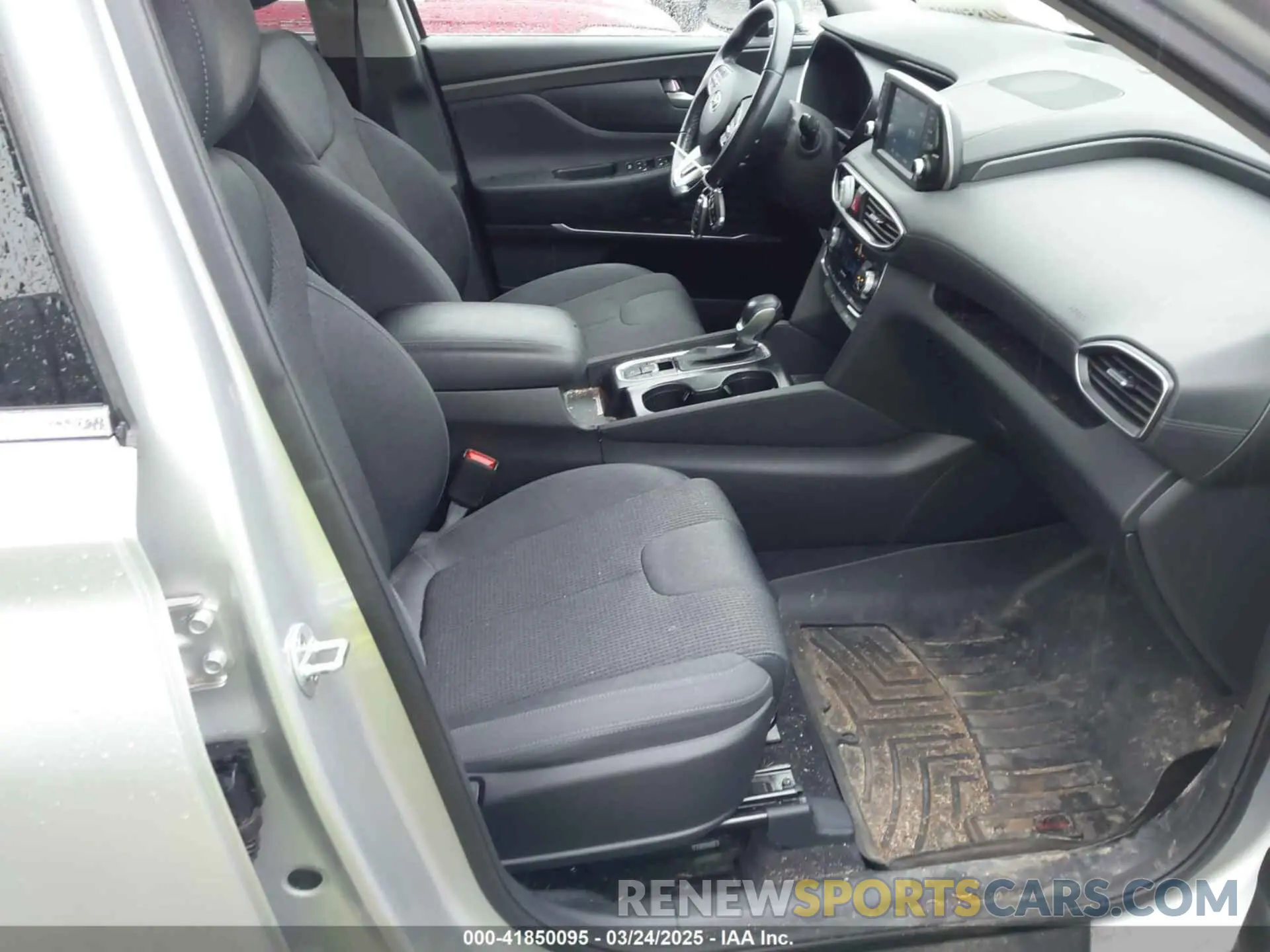 5 Фотография поврежденного автомобиля 5NMS3CAD0KH023977 HYUNDAI SANTA FE 2019