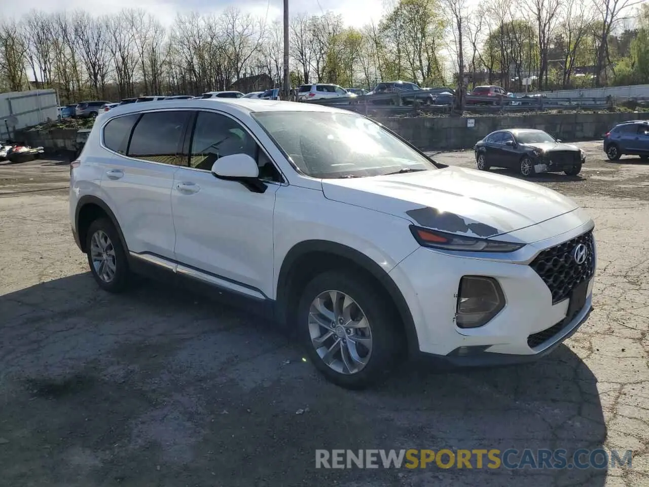 4 Photograph of a damaged car 5NMS3CAD0KH057238 HYUNDAI SANTA FE 2019