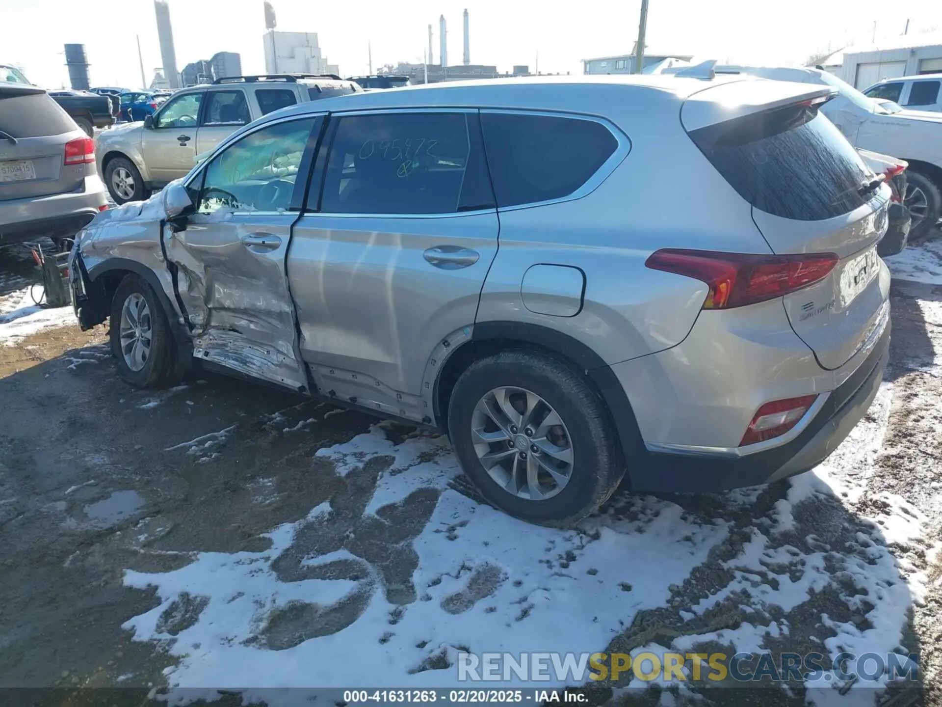 3 Фотография поврежденного автомобиля 5NMS3CAD0KH095472 HYUNDAI SANTA FE 2019