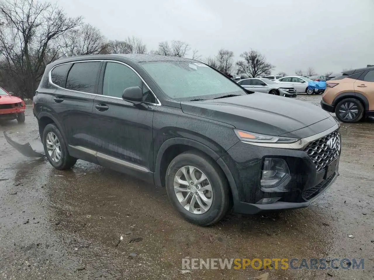 4 Photograph of a damaged car 5NMS3CAD0KH131936 HYUNDAI SANTA FE 2019