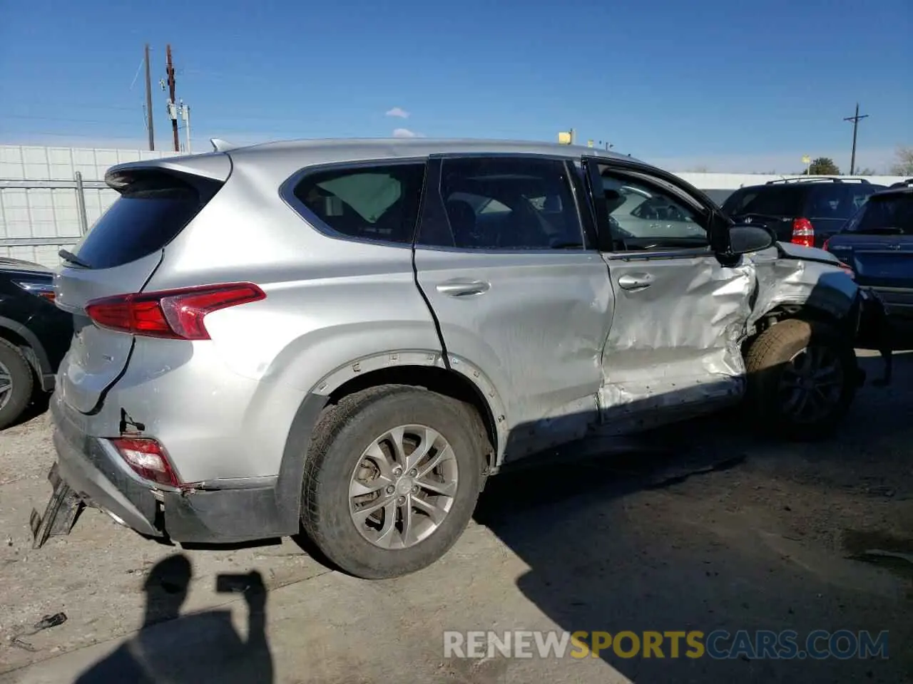 3 Photograph of a damaged car 5NMS3CAD2KH009854 HYUNDAI SANTA FE 2019