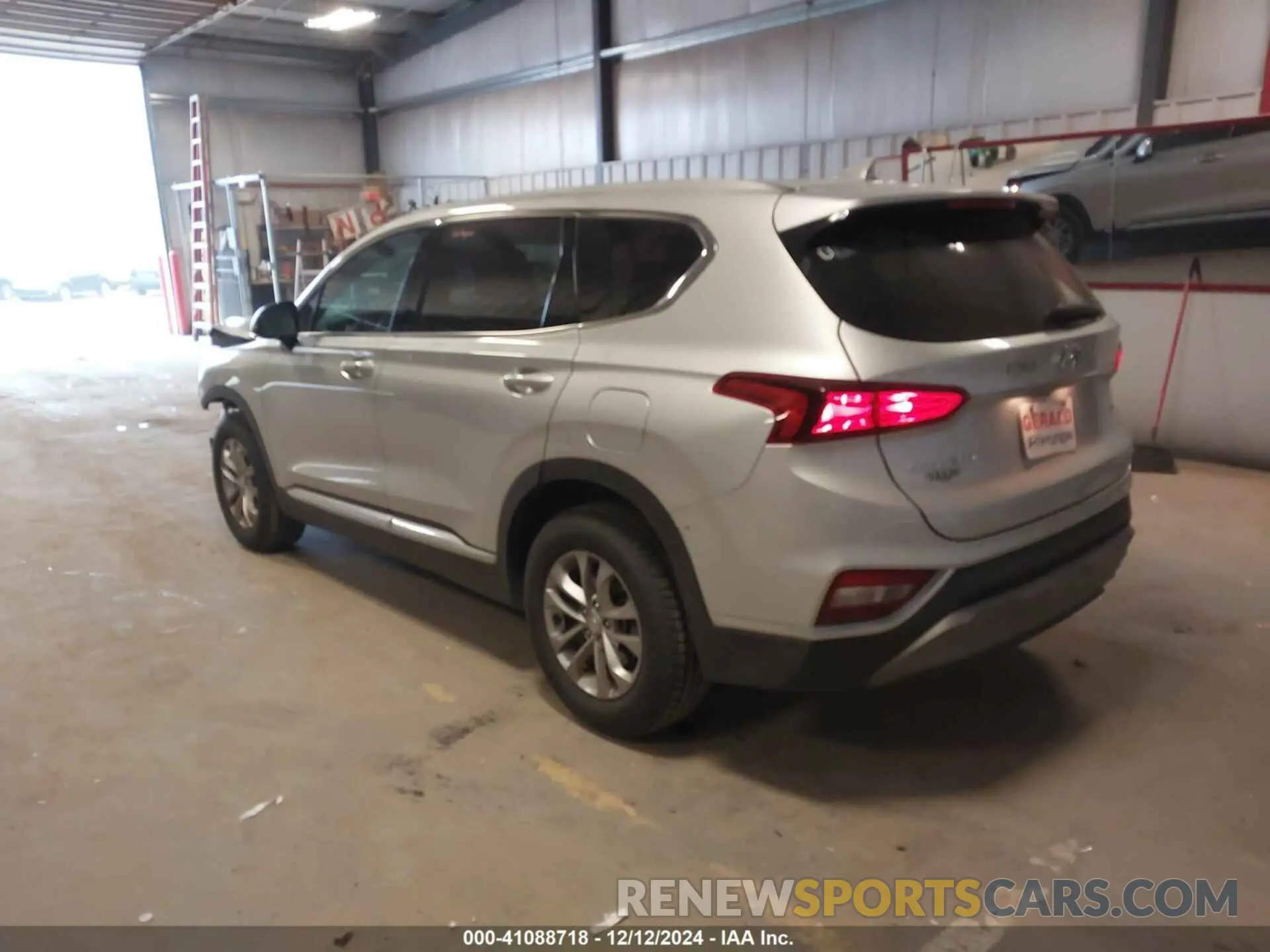3 Photograph of a damaged car 5NMS3CAD3KH006333 HYUNDAI SANTA FE 2019
