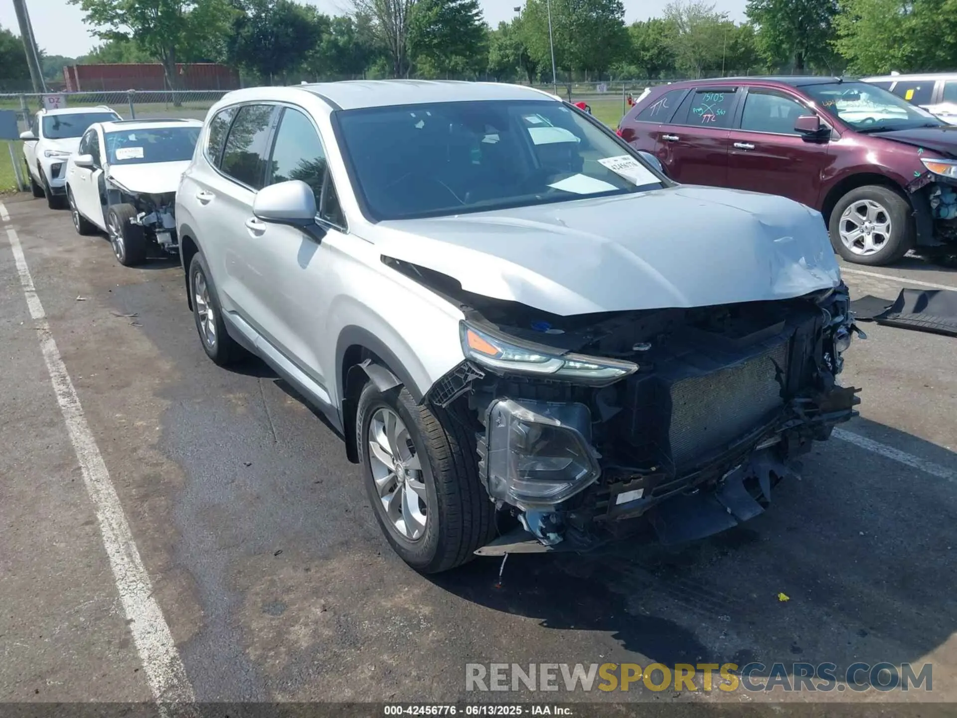 1 Photograph of a damaged car 5NMS3CAD4KH095474 HYUNDAI SANTA FE 2019