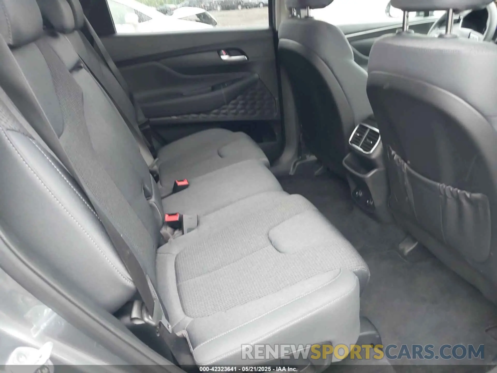 8 Фотография поврежденного автомобиля 5NMS3CAD7KH035429 HYUNDAI SANTA FE 2019