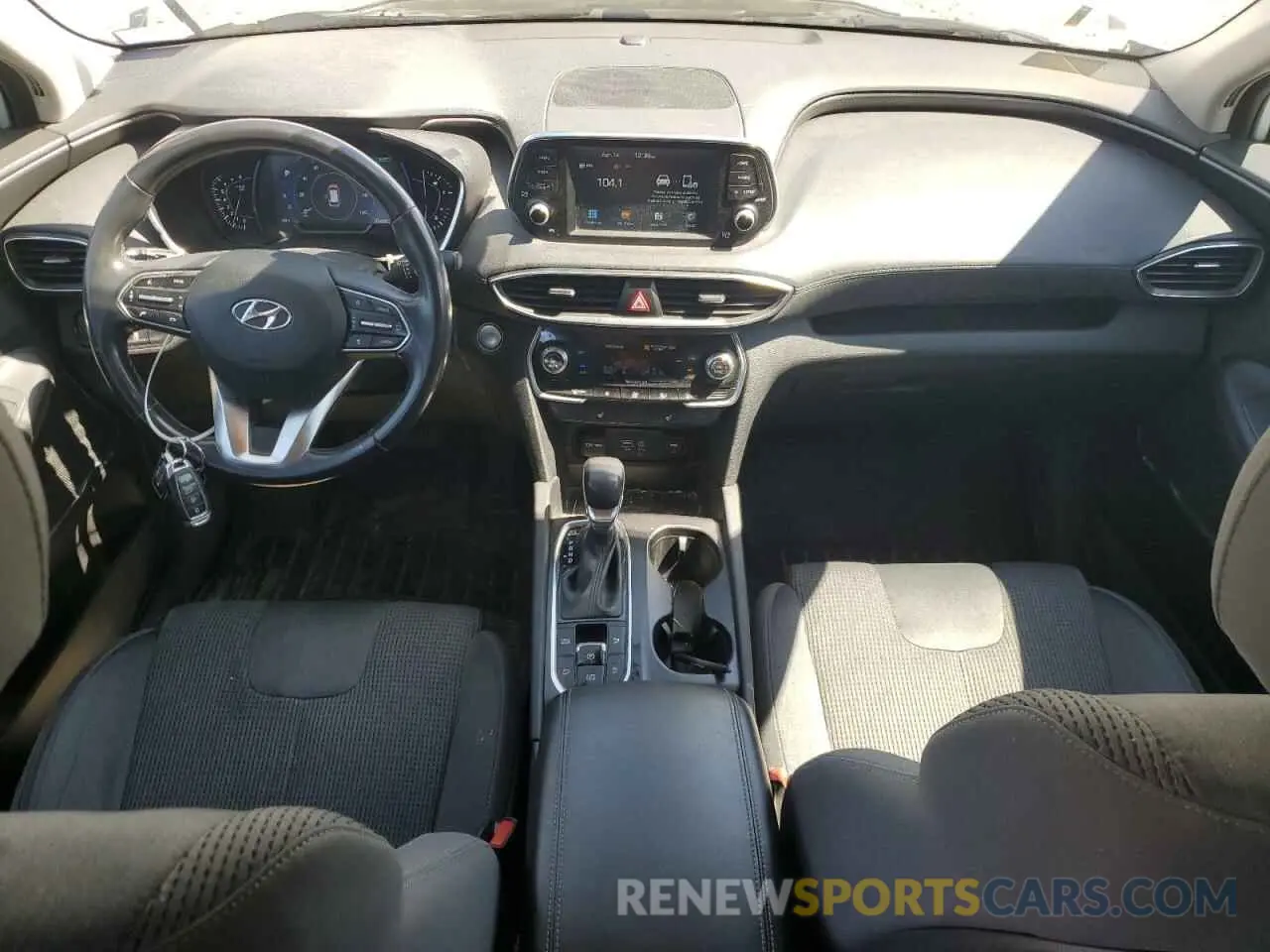 8 Photograph of a damaged car 5NMS3CAD8KH028862 HYUNDAI SANTA FE 2019