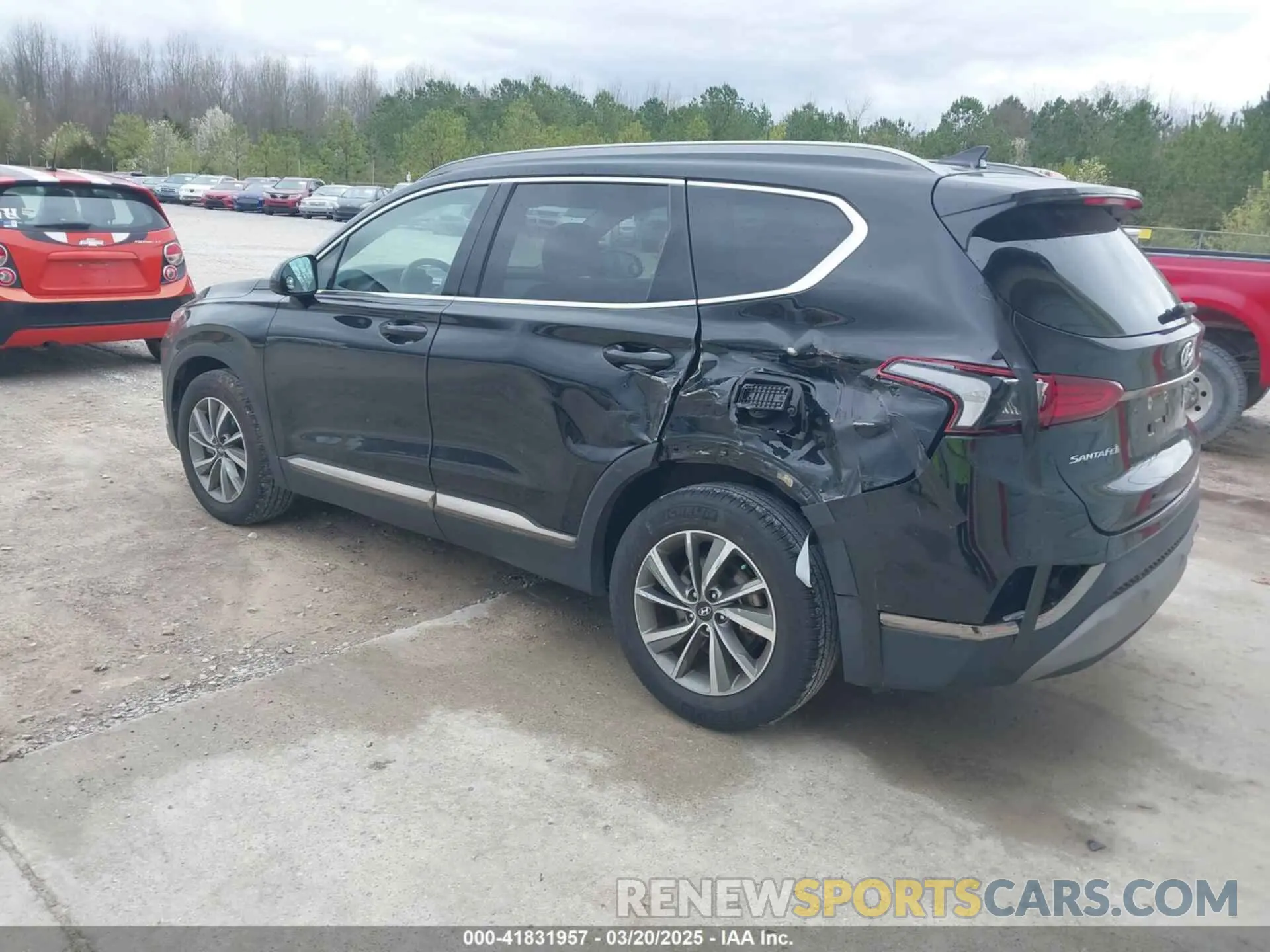 3 Photograph of a damaged car 5NMS3CAD9KH053446 HYUNDAI SANTA FE 2019