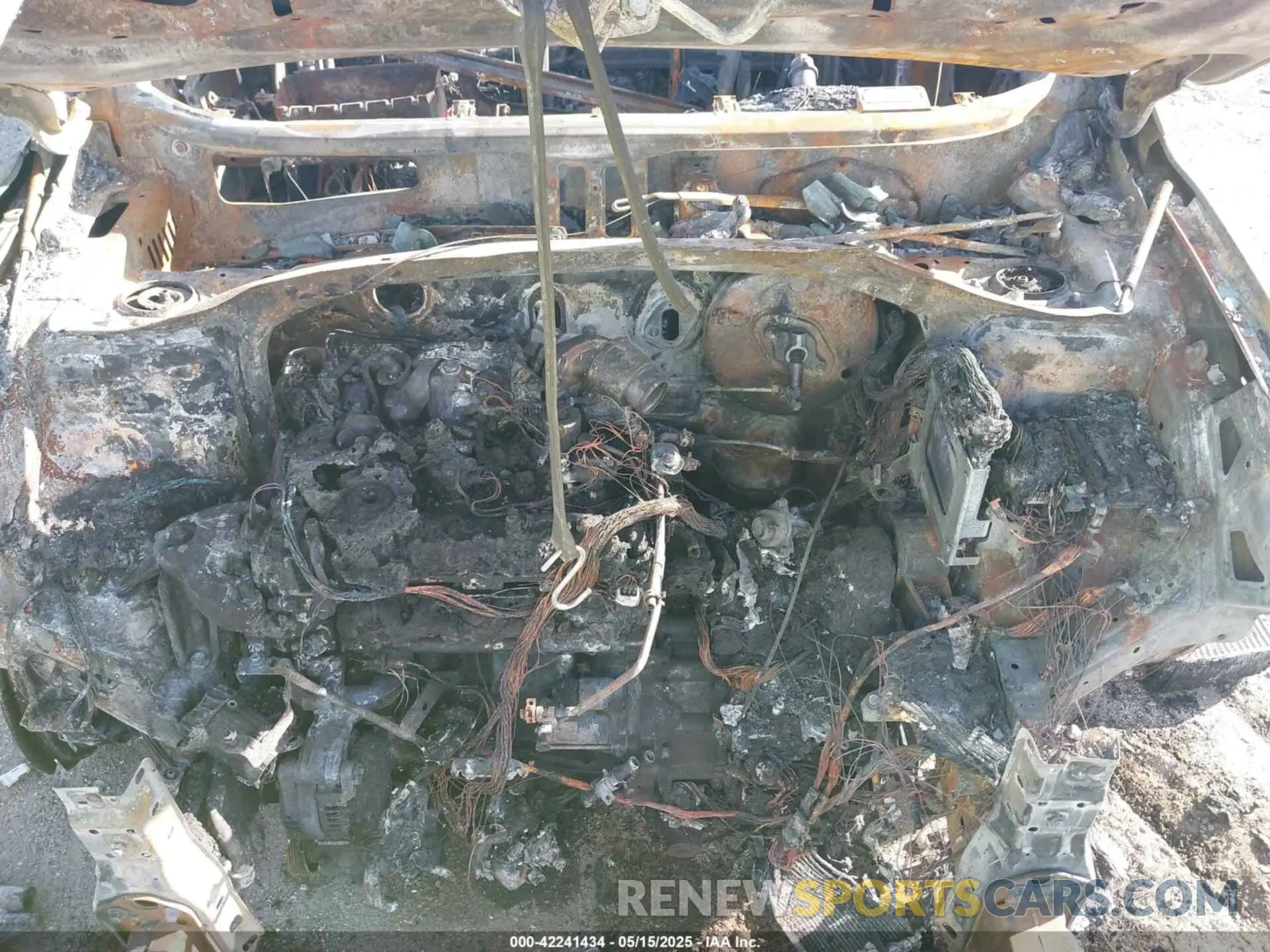 10 Photograph of a damaged car 5NMS53AA9KH021077 HYUNDAI SANTA FE 2019
