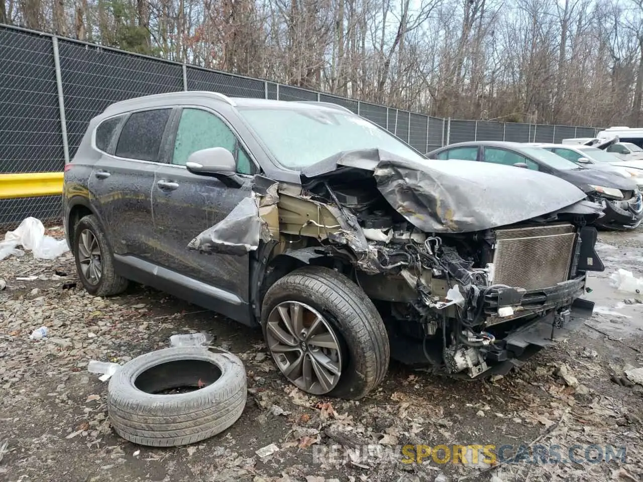 4 Photograph of a damaged car 5NMS53AD5KH003380 HYUNDAI SANTA FE 2019