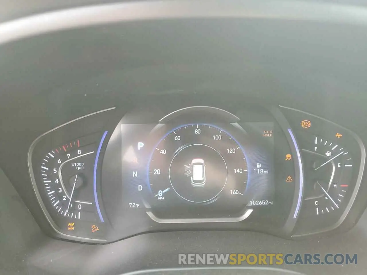 9 Photograph of a damaged car 5NMS5CAA0KH018326 HYUNDAI SANTA FE 2019