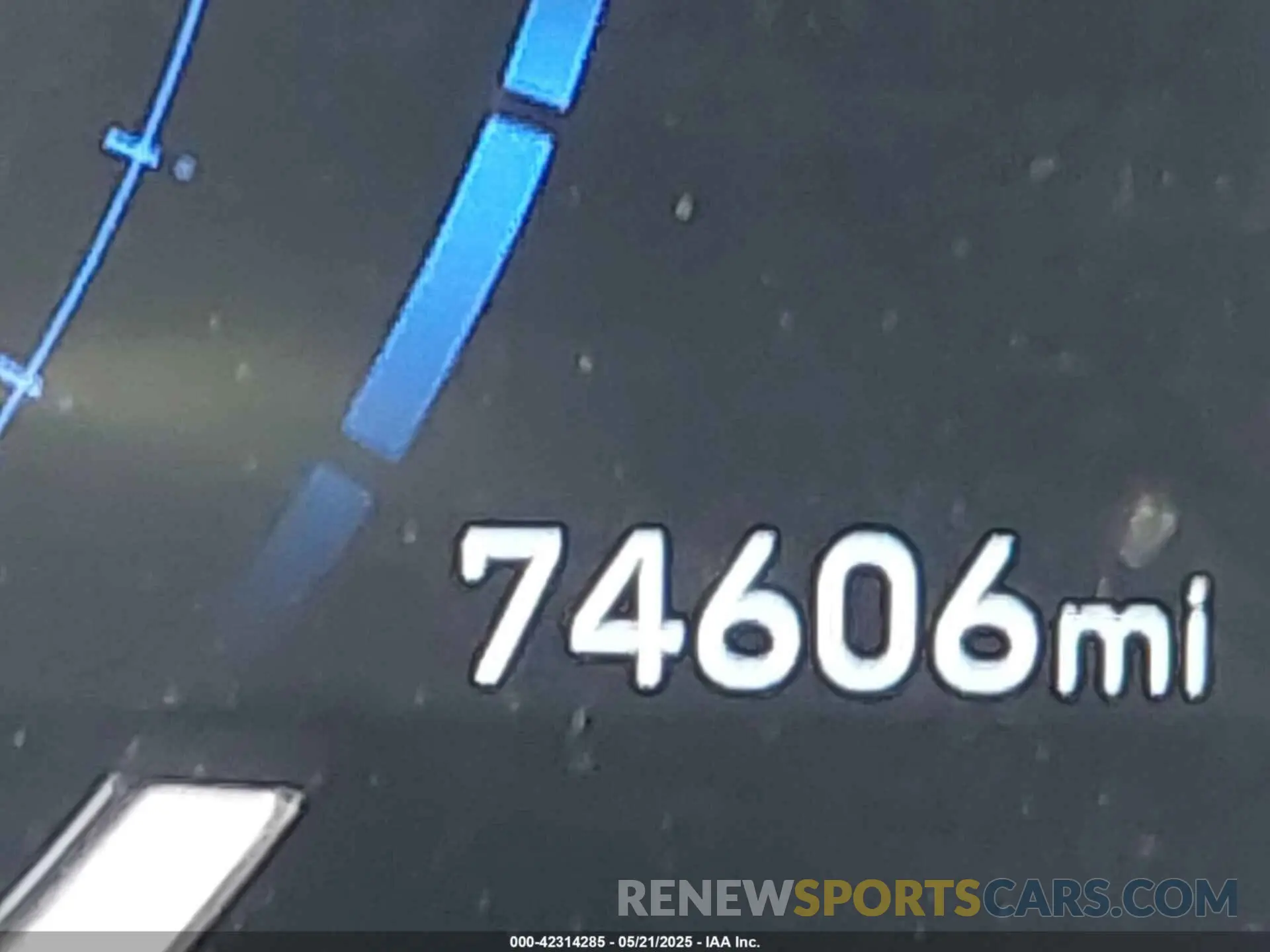 15 Photograph of a damaged car 5NMS5CAA1KH136238 HYUNDAI SANTA FE 2019