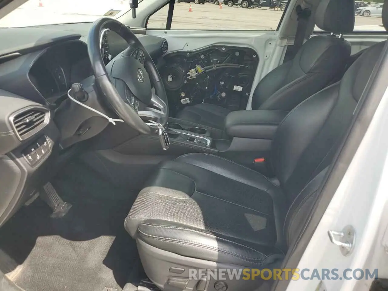 7 Photograph of a damaged car 5NMS5CAA6KH031484 HYUNDAI SANTA FE 2019