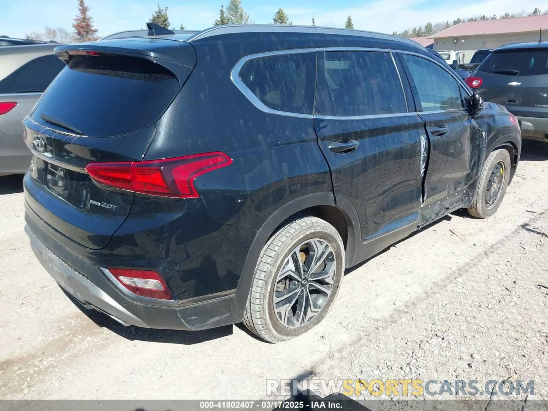 4 Photograph of a damaged car 5NMS5CAA6KH075047 HYUNDAI SANTA FE 2019
