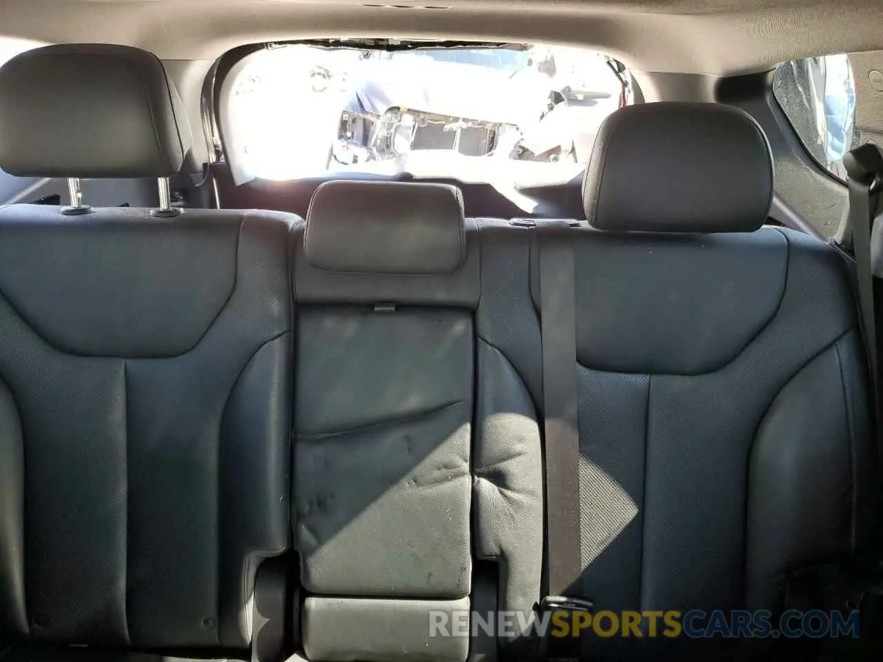 10 Фотография поврежденного автомобиля 5NMS5CAAXKH021184 HYUNDAI SANTA FE 2019