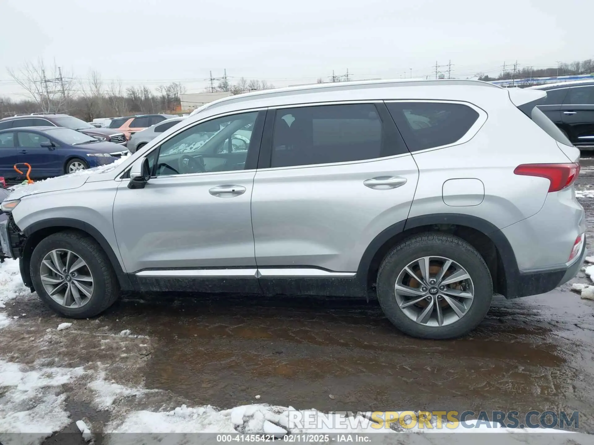 14 Photograph of a damaged car 5NMS5CAD1KH000394 HYUNDAI SANTA FE 2019