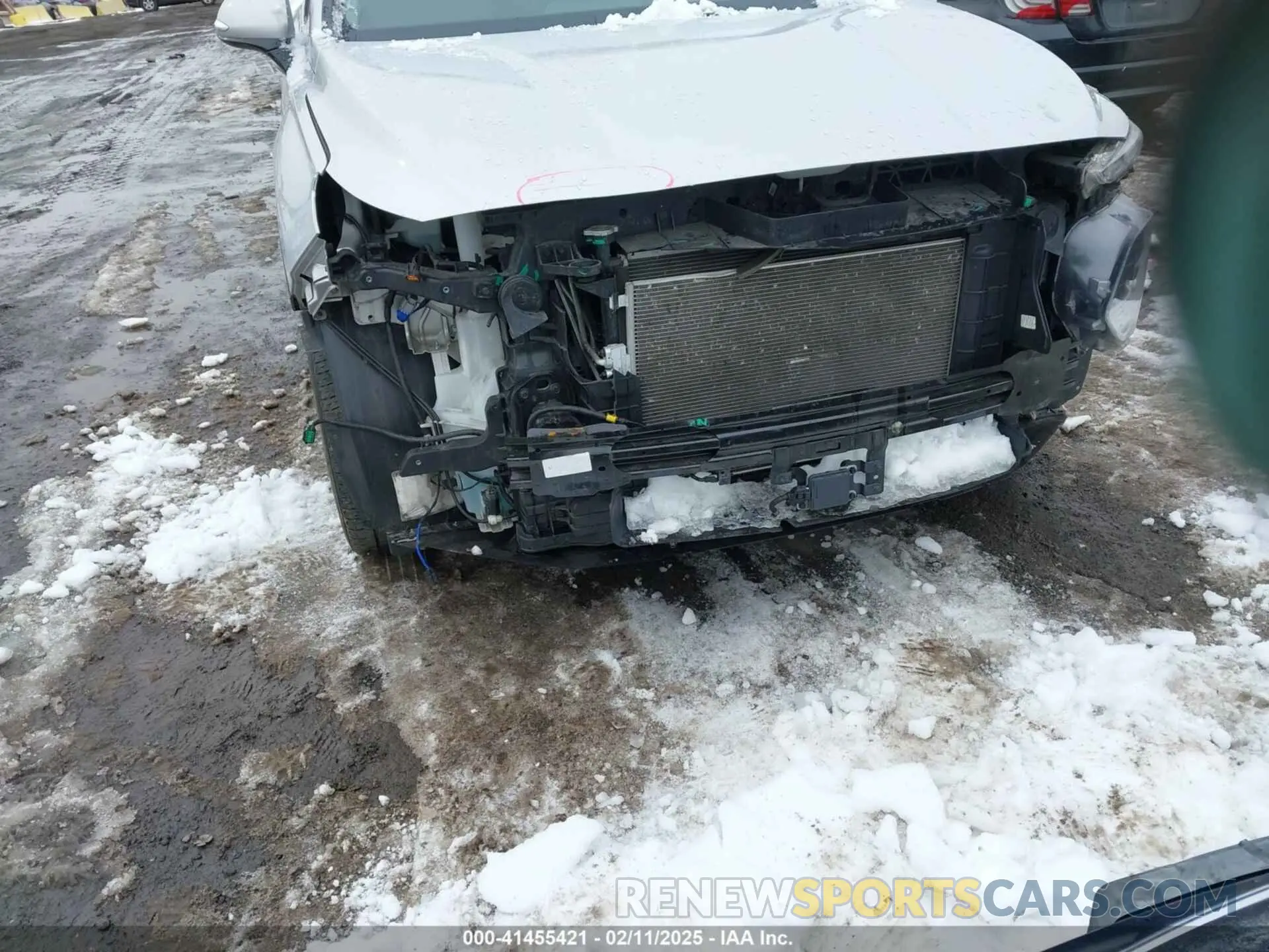 6 Photograph of a damaged car 5NMS5CAD1KH000394 HYUNDAI SANTA FE 2019