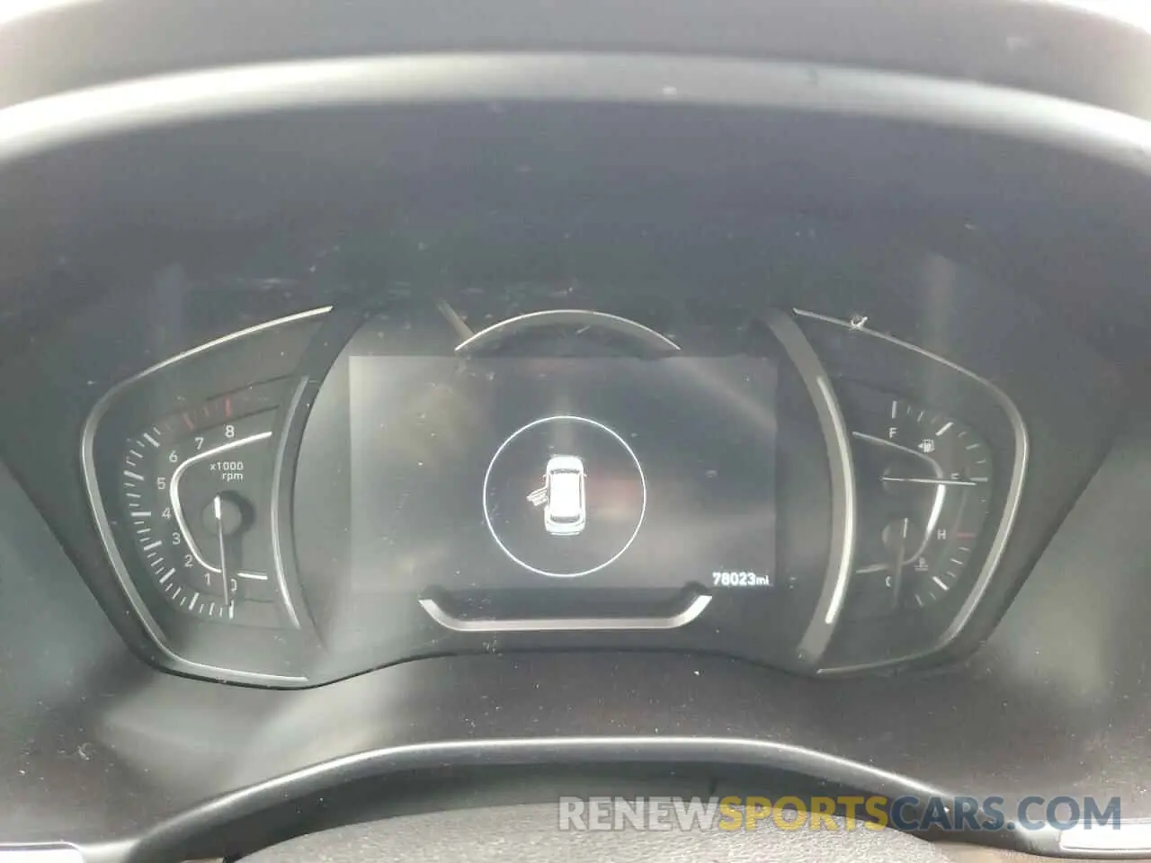 9 Photograph of a damaged car 5NMS5CAD7KH069719 HYUNDAI SANTA FE 2019