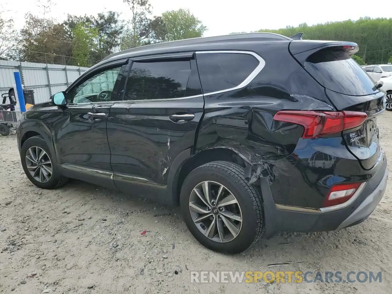 2 Photograph of a damaged car 5NMS5CAD8KH101898 HYUNDAI SANTA FE 2019