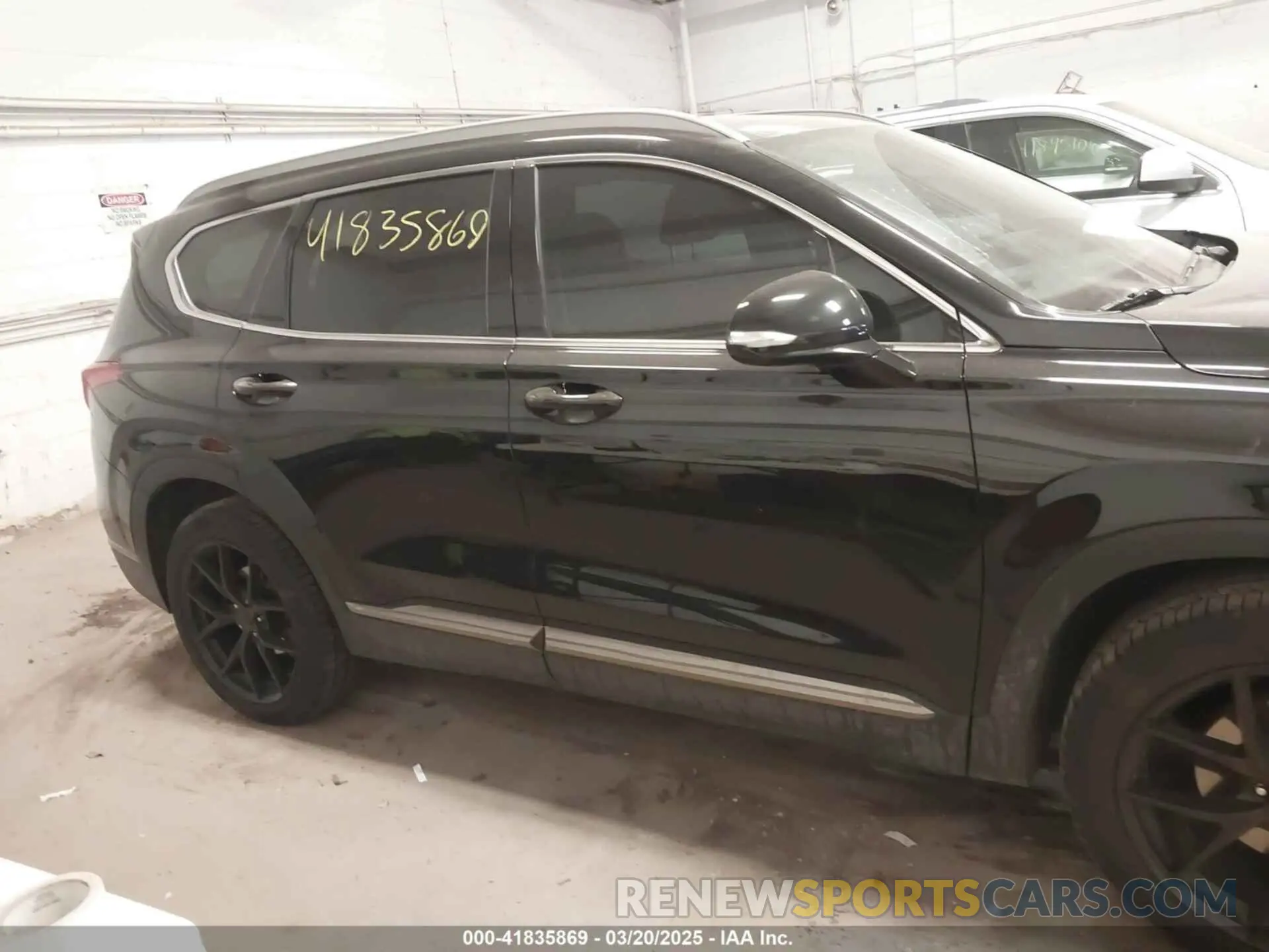 13 Фотография поврежденного автомобиля 5NMS5CAD9KH002846 HYUNDAI SANTA FE 2019
