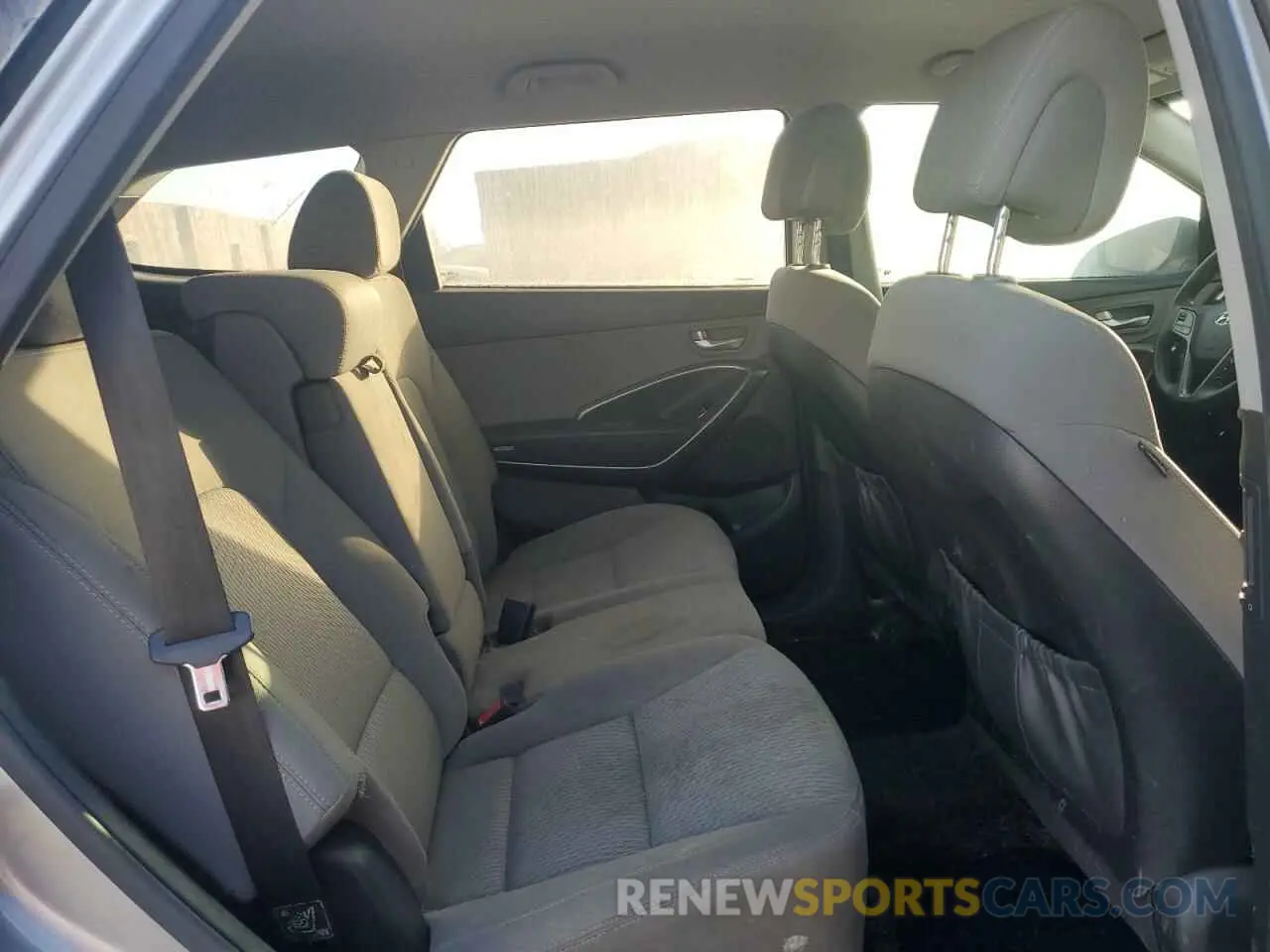 11 Photograph of a damaged car KM8SM4HF5KU309743 HYUNDAI SANTA FE 2019